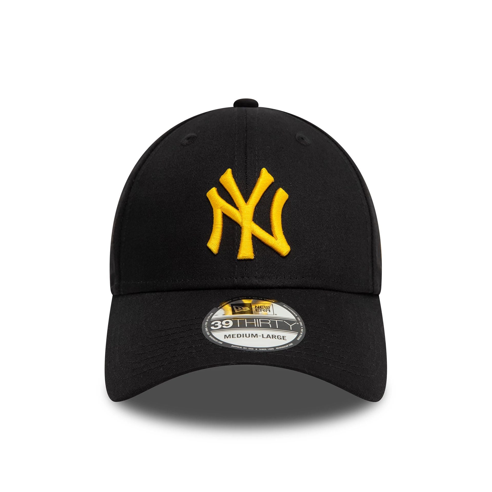 This is a New York Yankees League Essential Black 39THIRTY Stretch Fit Cap 2