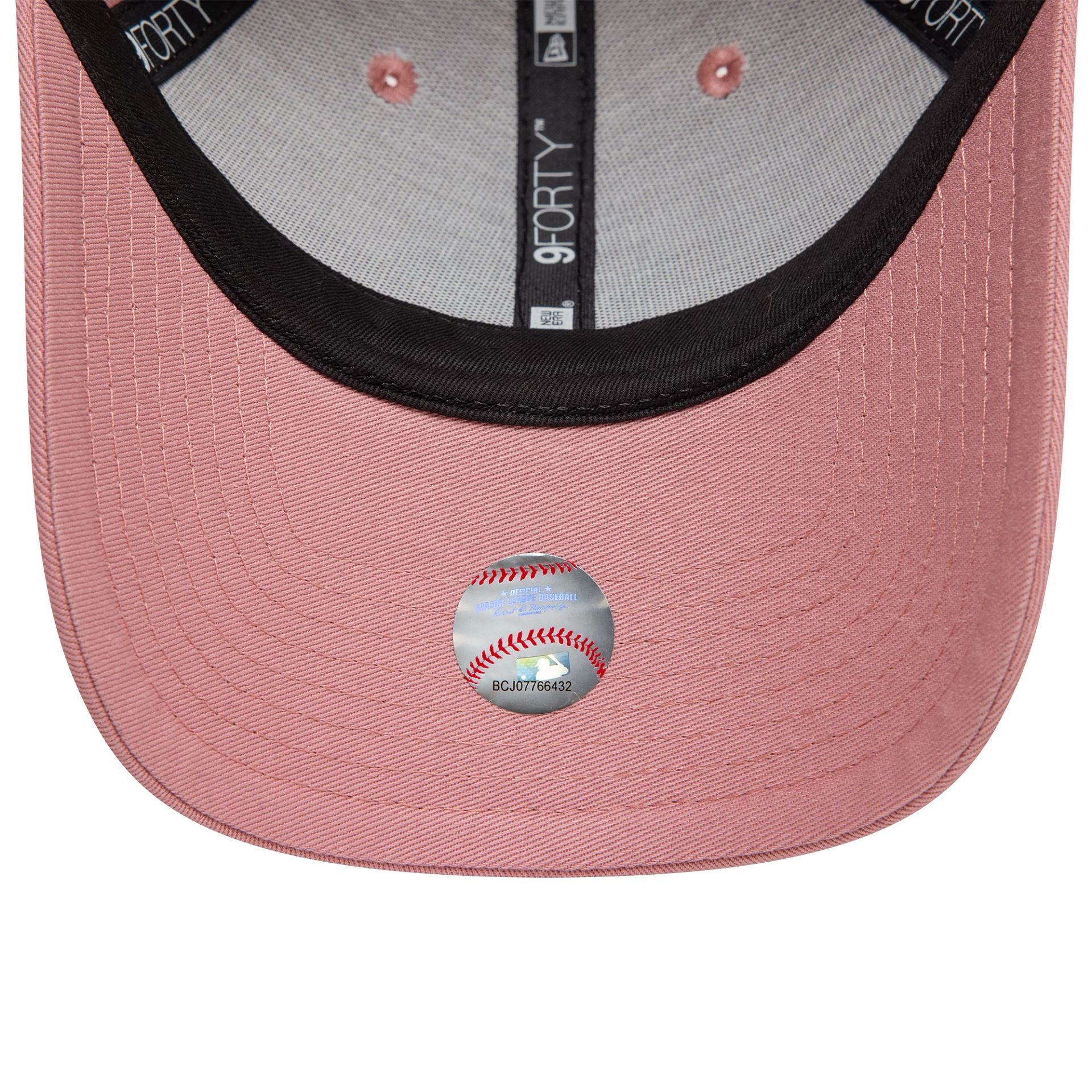 This is a New York Yankees League Essential Dark Pink 9FORTY Adjustable Cap 5