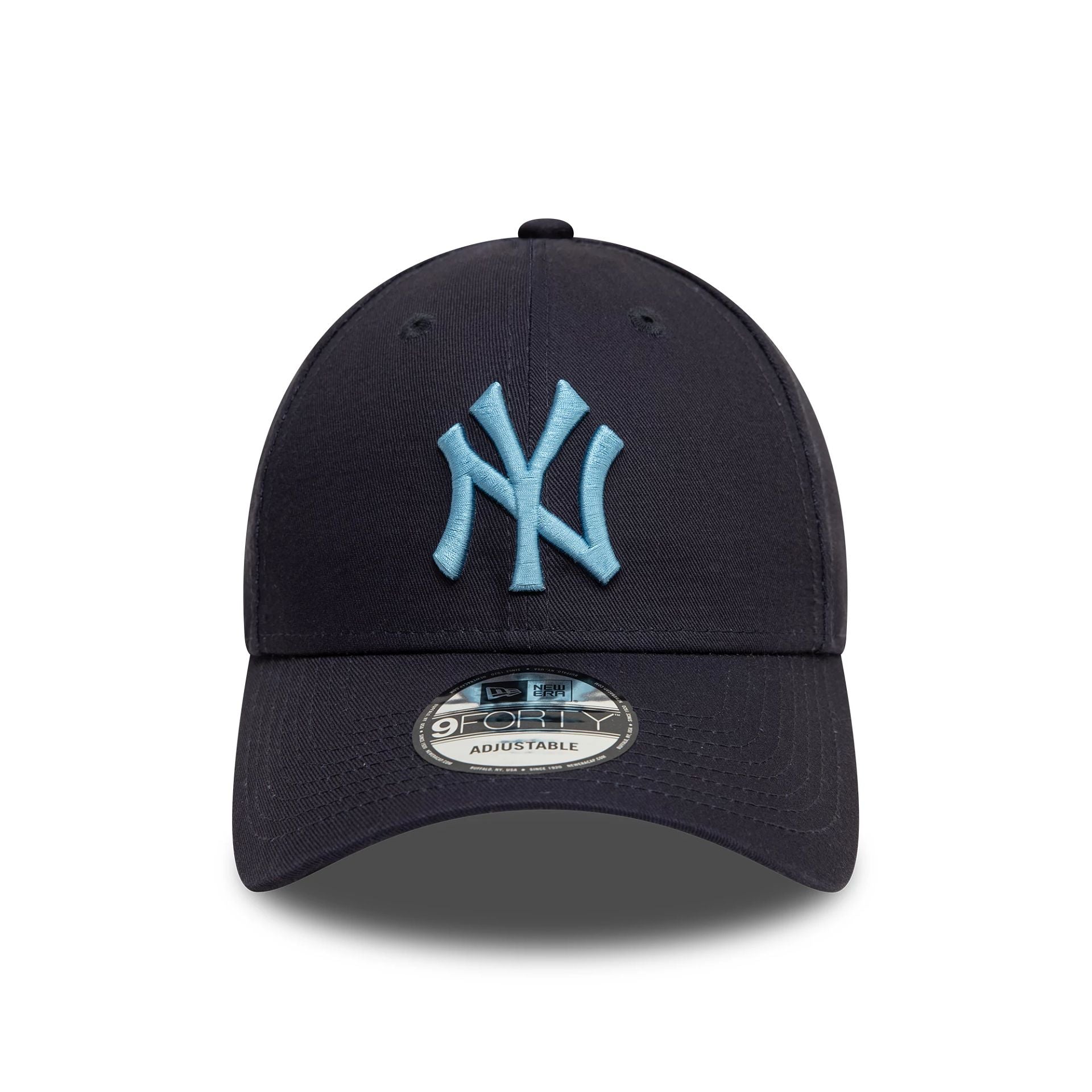 This is a New York Yankees League Essential Navy 9FORTY Adjustable Cap 2