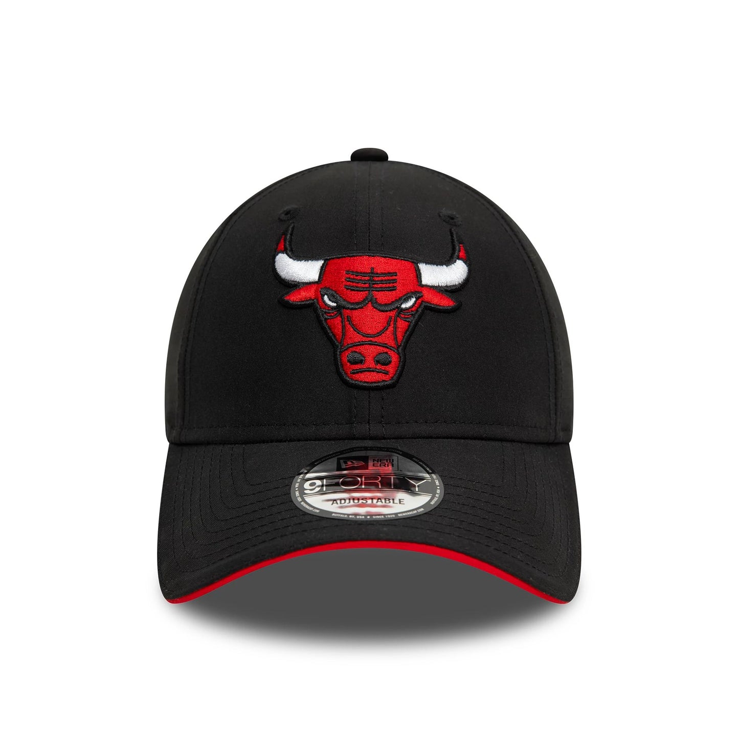 This is a Chicago Bulls Microfibre Black 9FORTY Adjustable Cap 2