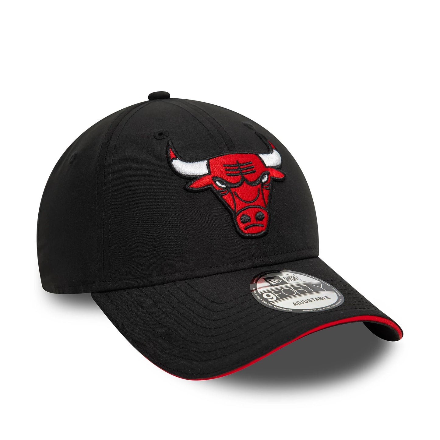 This is a Chicago Bulls Microfibre Black 9FORTY Adjustable Cap 3