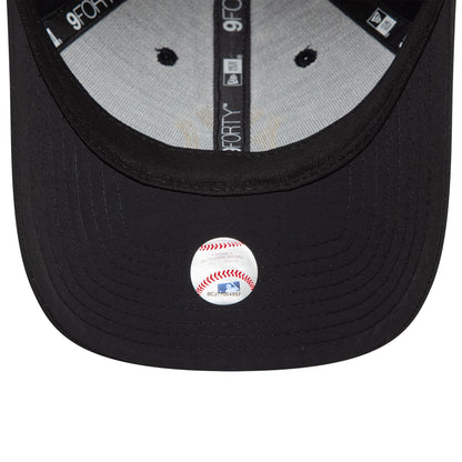 This is a New York Yankees Recycled Black 9FORTY Adjustable Cap 5