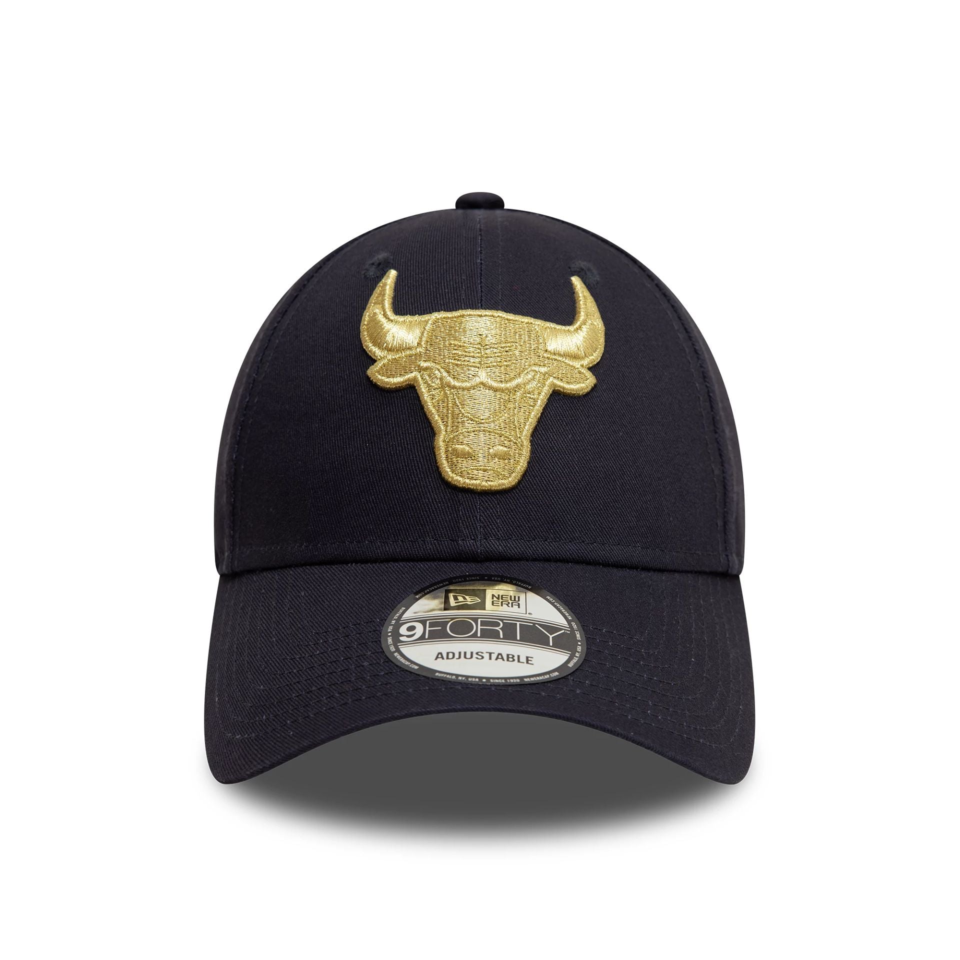 This is a Chicago Bulls Metallic Navy 9FORTY Adjustable Cap 2