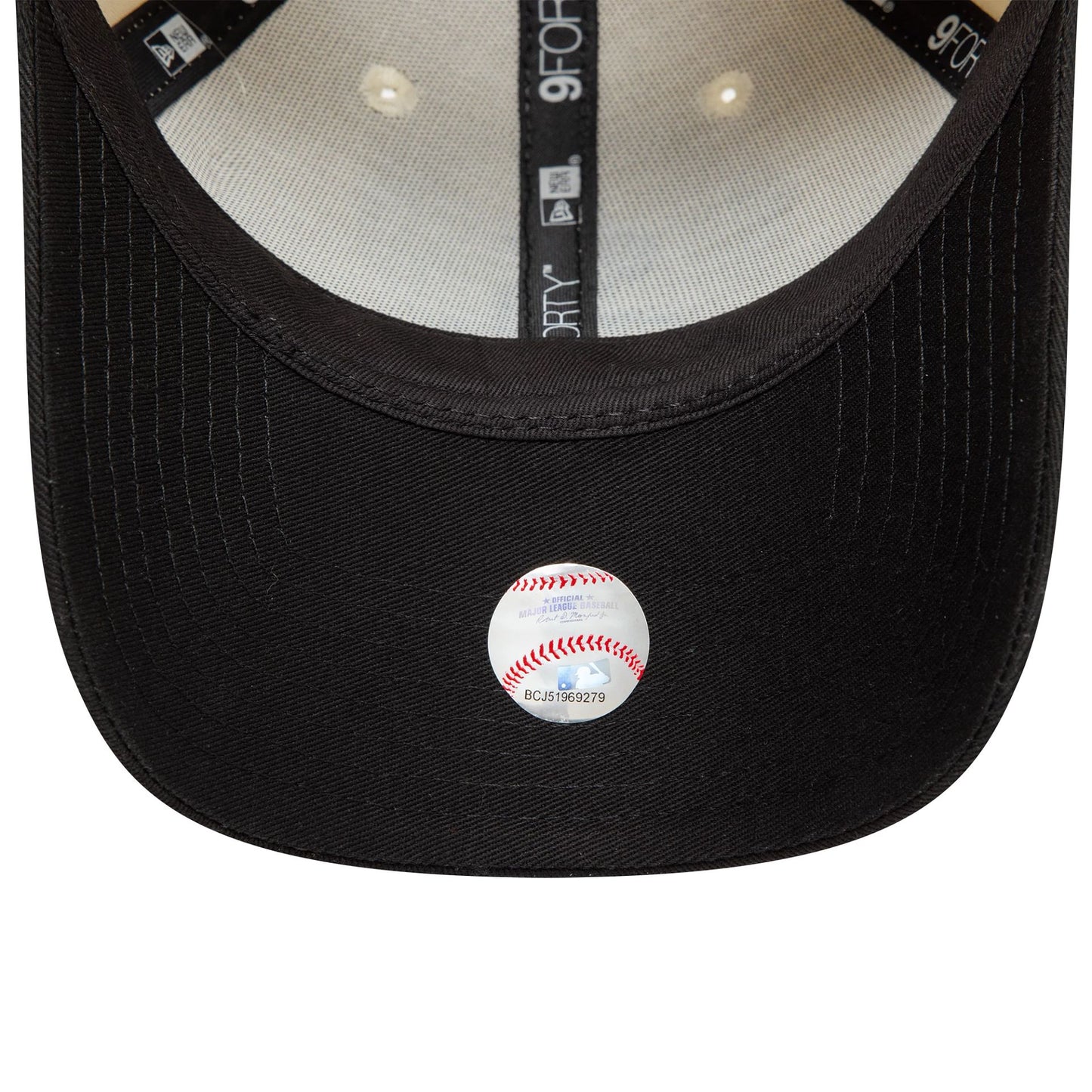 This is a Chicago White Sox Colour Block Cream 9FORTY Adjustable Cap 5