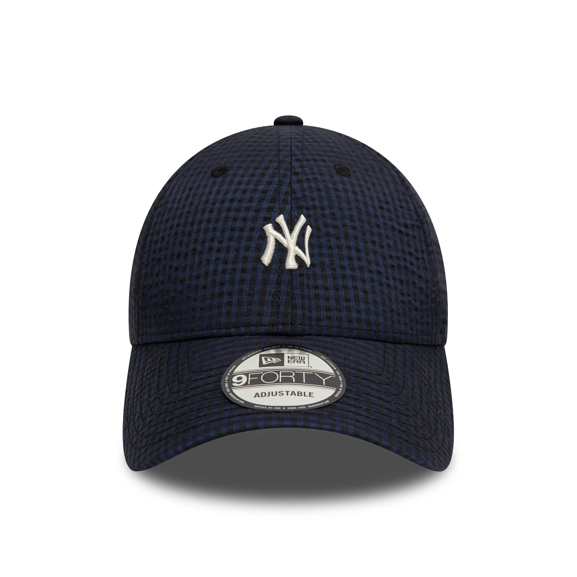 This is a New York Yankees Seersucker Navy 9FORTY Adjustable Cap 2