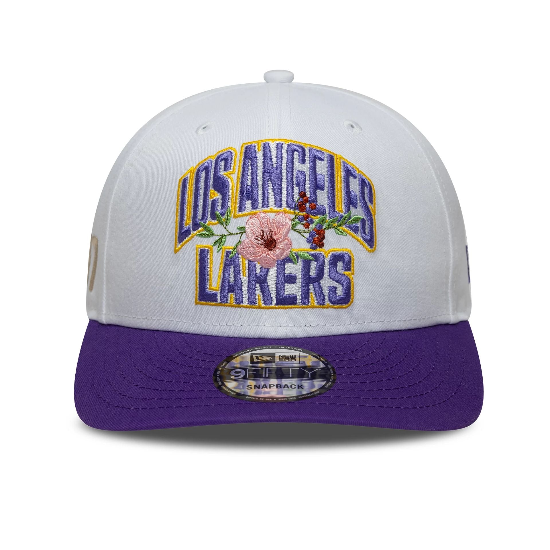 This is a LA Lakers NBA Wordmark White 9FIFTY Snapback Adjustable Cap 2