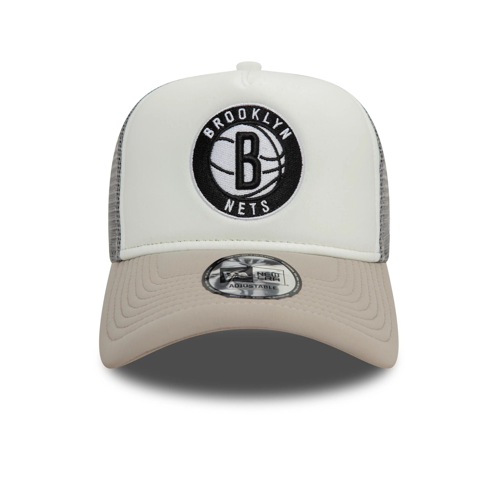 This is a Brooklyn Nets NBA Flower White 9FORTY A-Frame Trucker Adjustable Cap 2