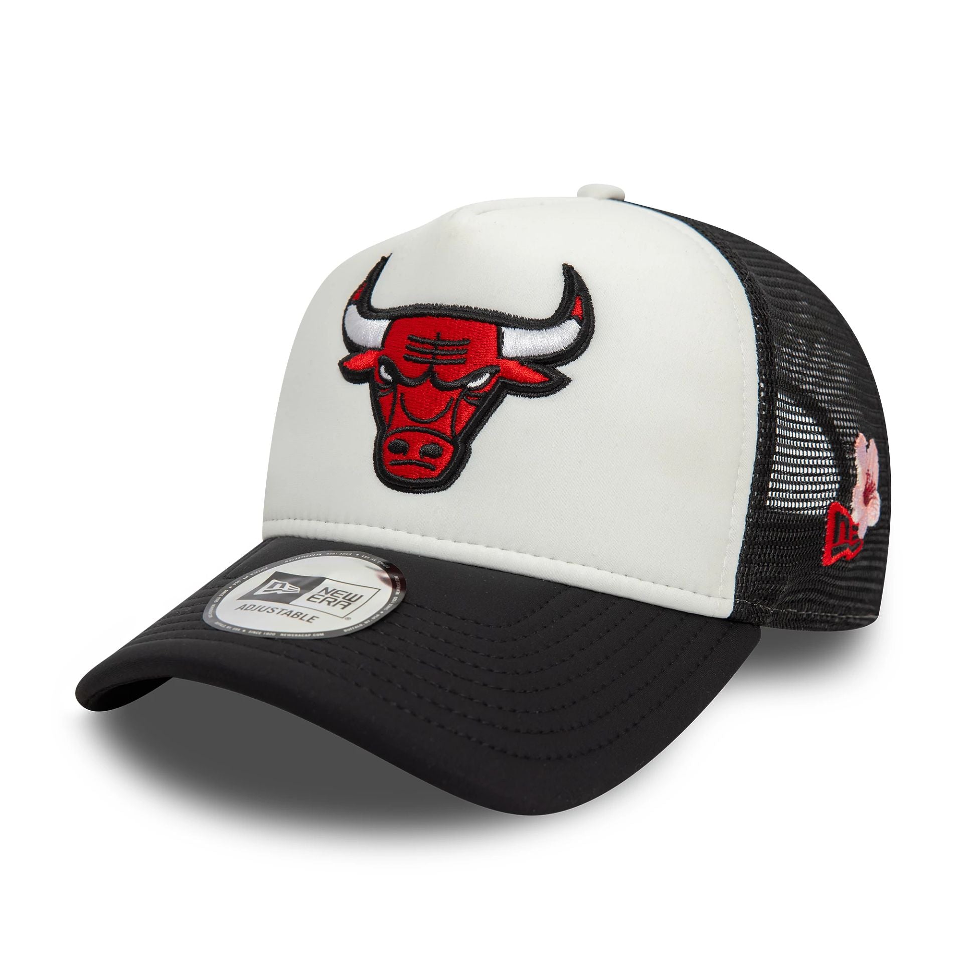 This is a Chicago Bulls NBA Flower Black 9FORTY A-Frame Trucker Adjustable Cap 1