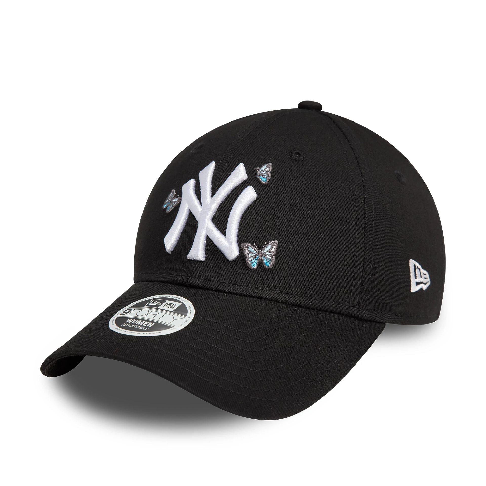 This is a New York Yankees Womens Icon Black 9FORTY Adjustable Cap 1