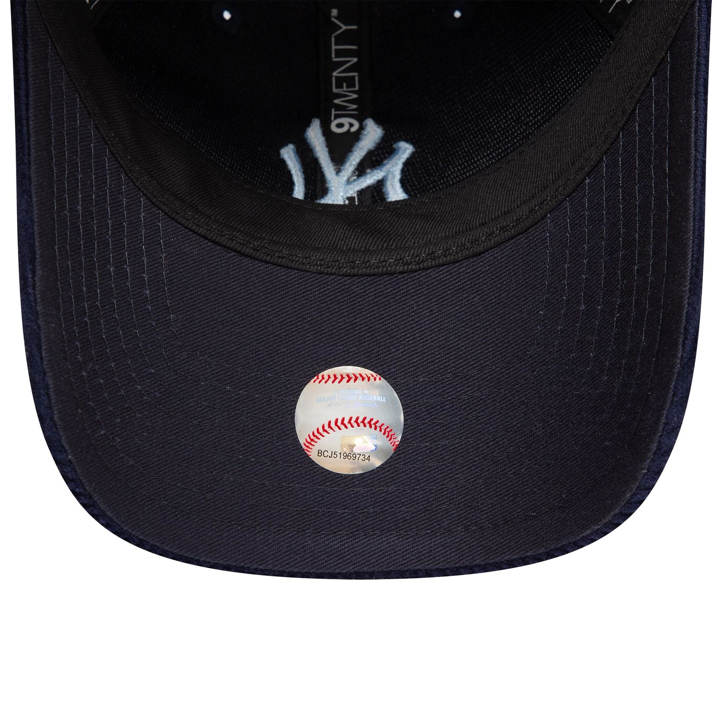 This is a New York Yankees Womens Cord Navy 9TWENTY Adjustable Cap 5