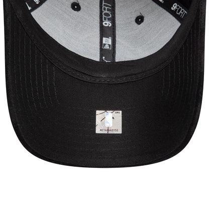 This is a LA Lakers Tonal Check Black 9FORTY Adjustable Cap 5