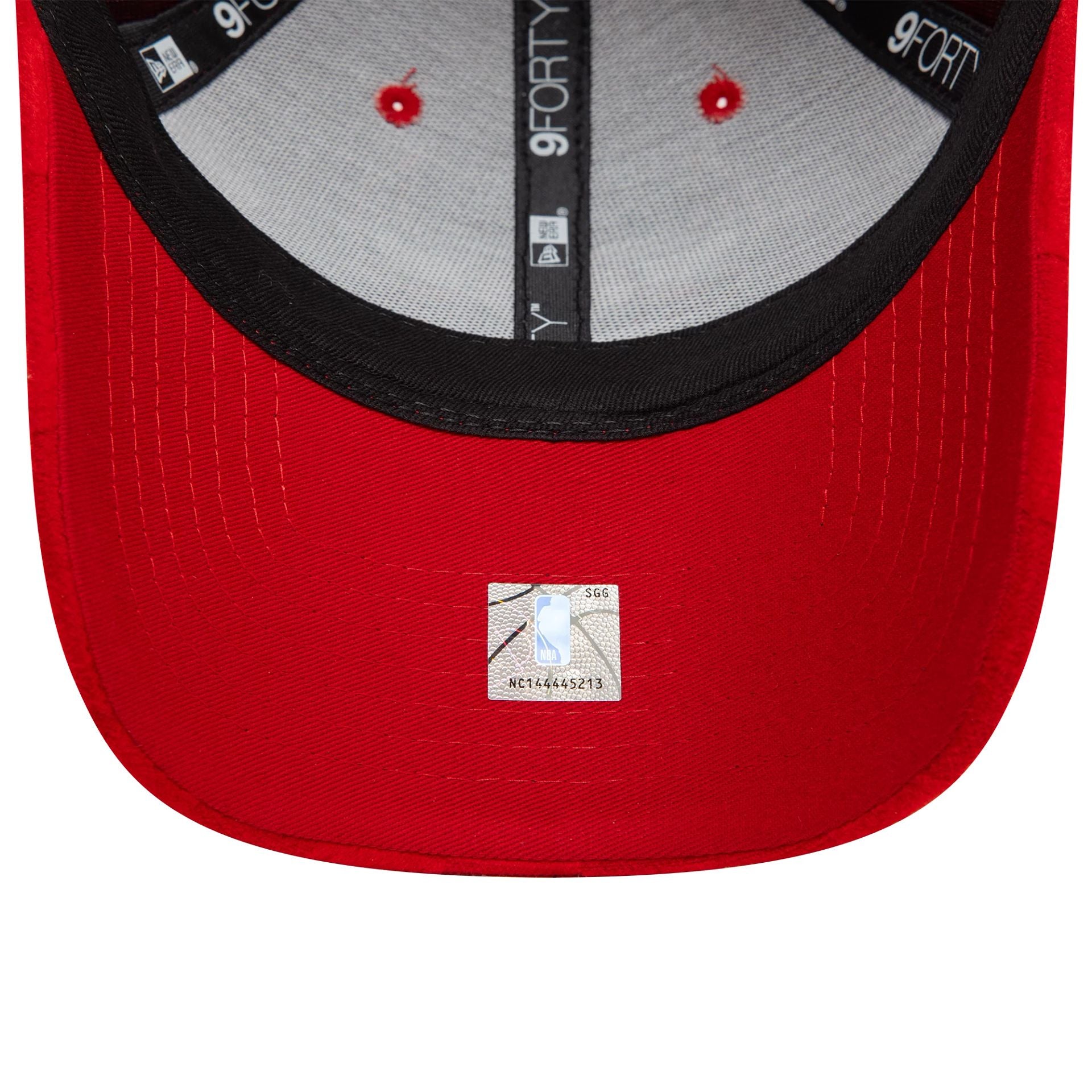 This is a Chicago Bulls Tonal Check Red 9FORTY Adjustable Cap 5