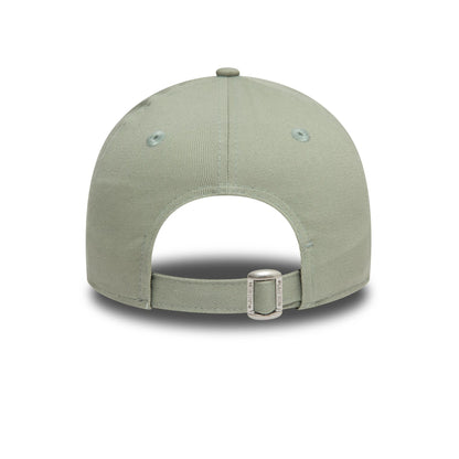 This is a New York Yankees Child League Essential Pastel Green 9FORTY Adjustable Cap 4