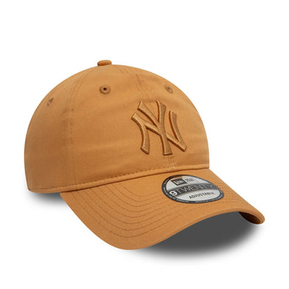 This is a New York Yankees League Essential Dark Beige 9TWENTY Adjustable Cap 3