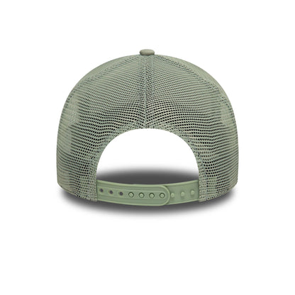 This is a LA Dodgers Child League Essential Pastel Green 9FORTY A-Frame Trucker Adjustable Cap 4