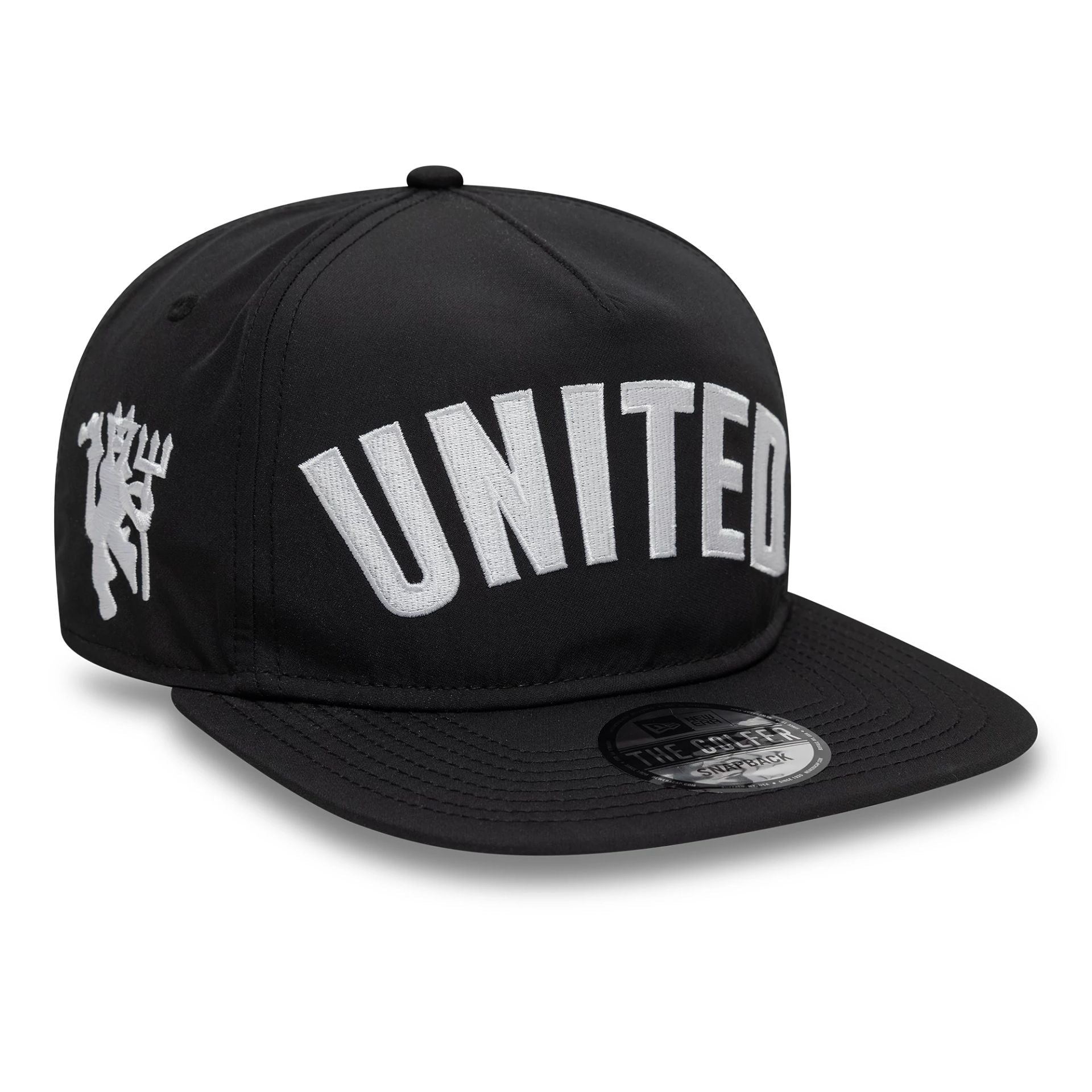 This is a Manchester United FC Black Golfer Adjustable Cap 1