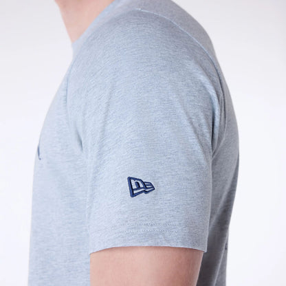 The Male model is wearing New York Yankees MLB Pennant Graphic Grey T-Shirt 5