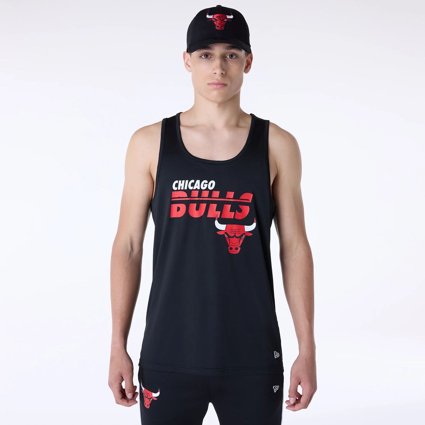 The Male model is wearing Chicago Bulls NBA Essentials Black Vest 1