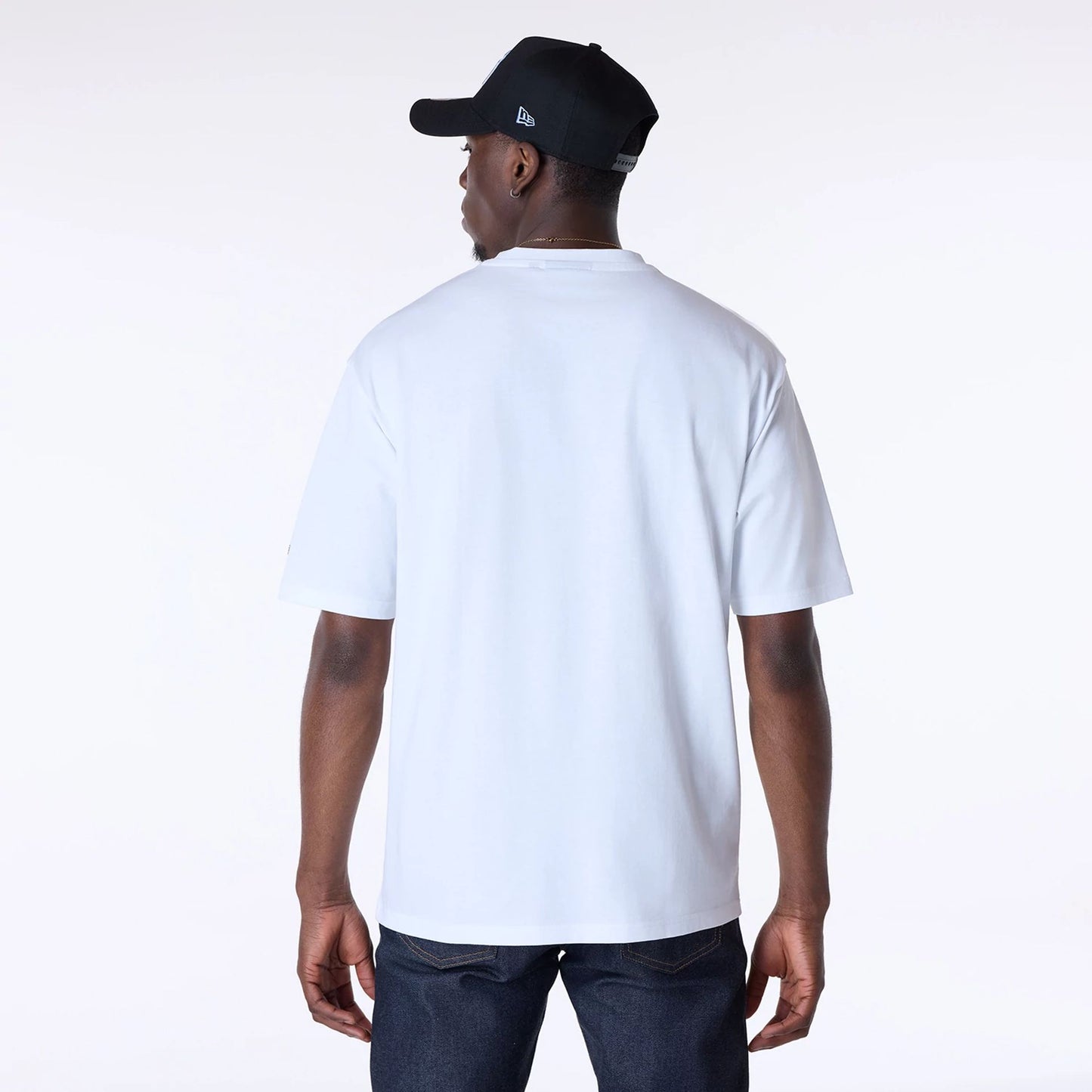 The Male model is wearing New York Yankees MLB Script White T-Shirt 2