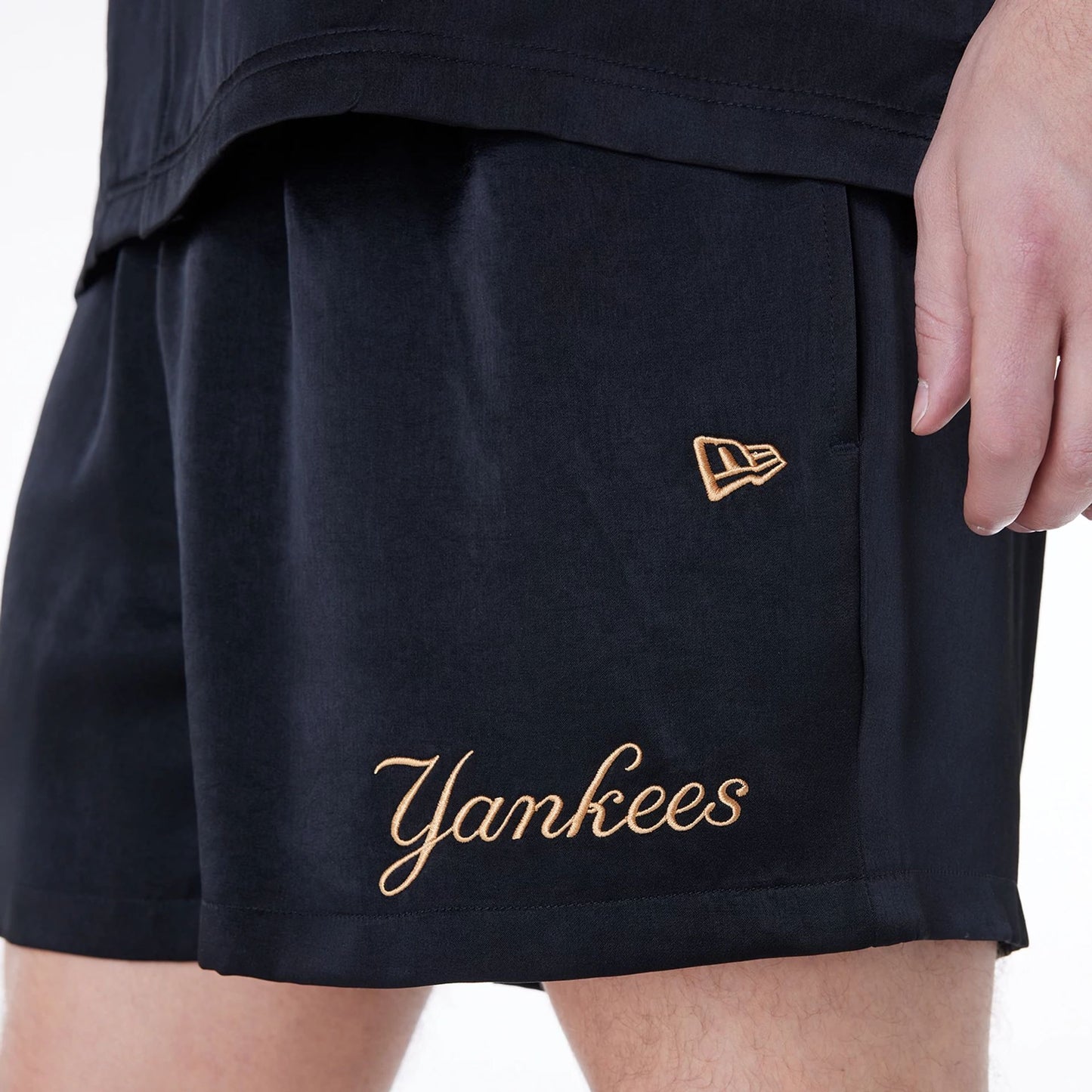 The Male model is wearing New York Yankees MLB Woven Black Shorts 8