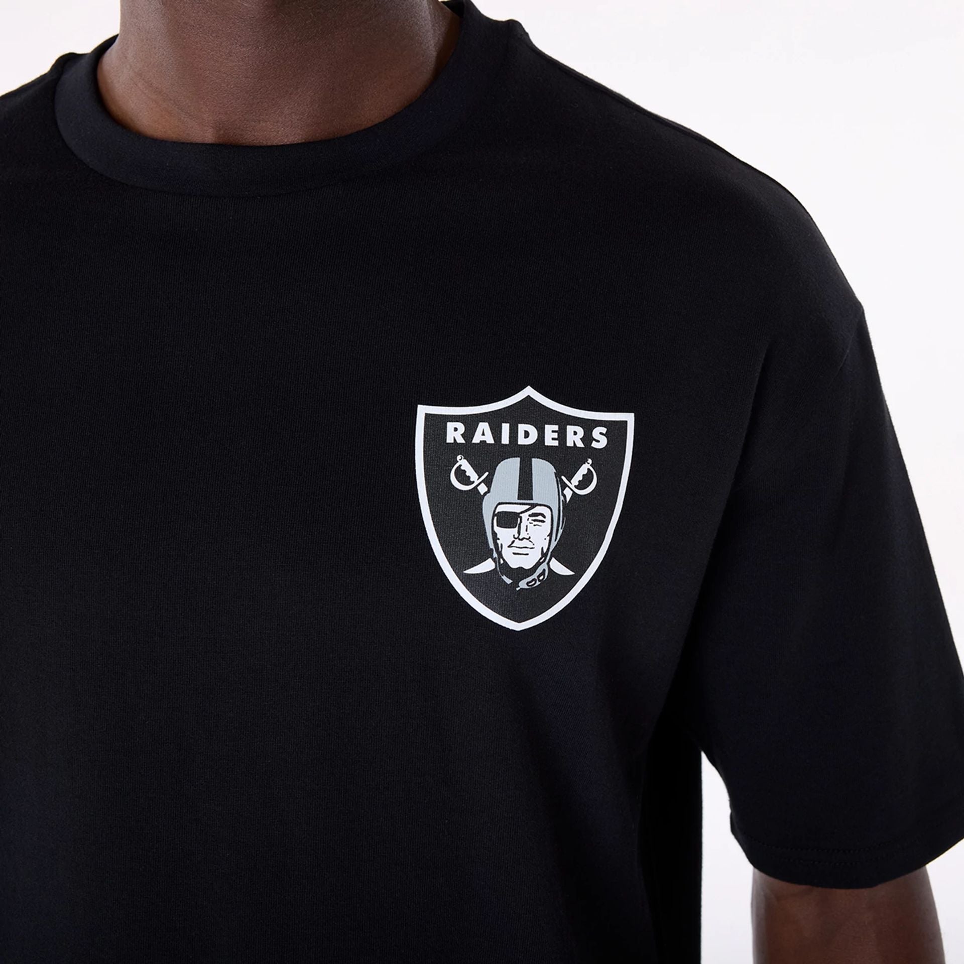 The Male model is wearing Las Vegas Raiders NFL Graphic Black T-Shirt 5