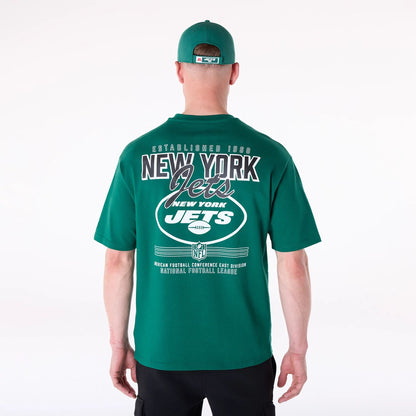 The Male model is wearing New York Jets NFL Graphic Green T-Shirt 2