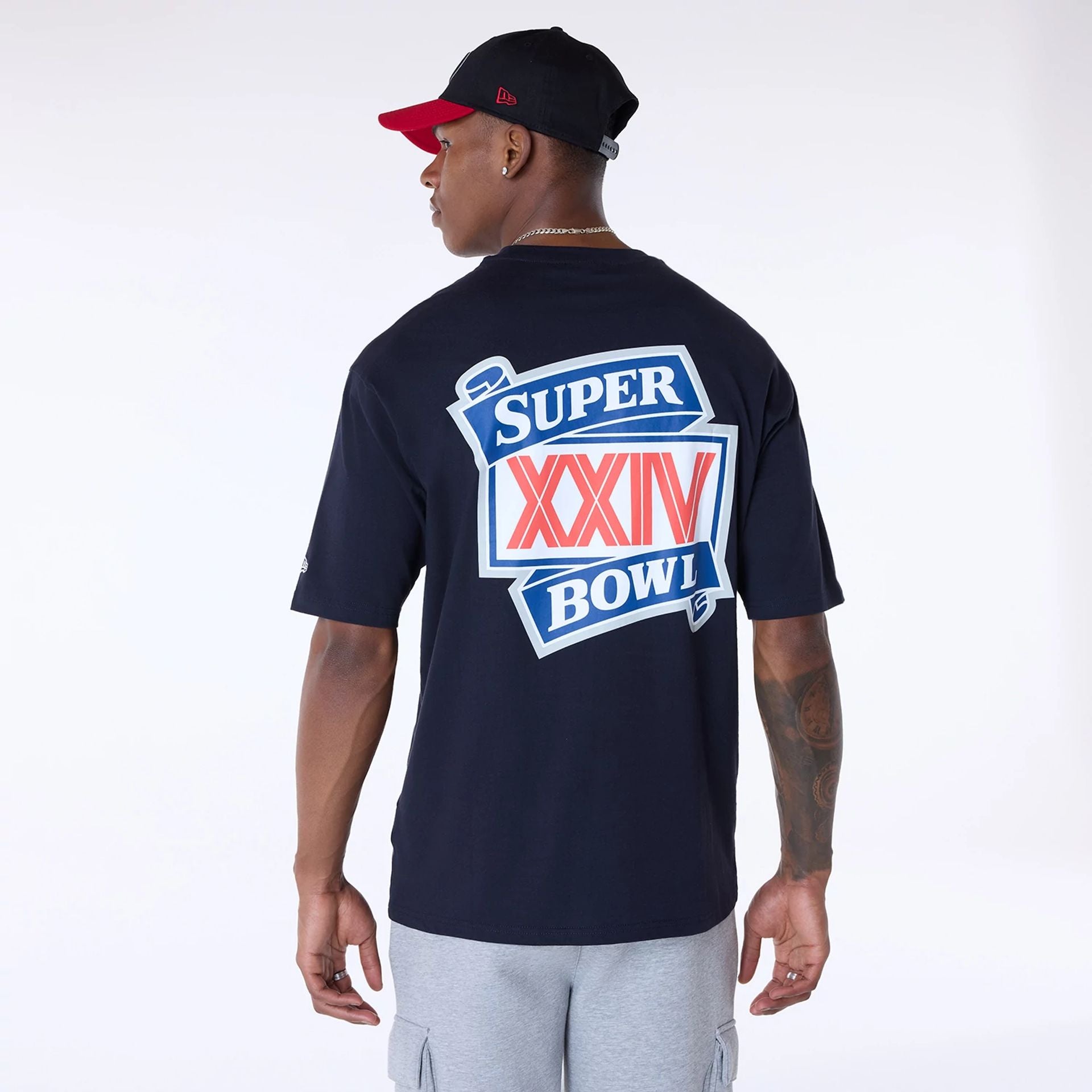 The Male model is wearing San Francisco 49Ers Super Bowl Graphic Navy Oversized T-Shirt 2