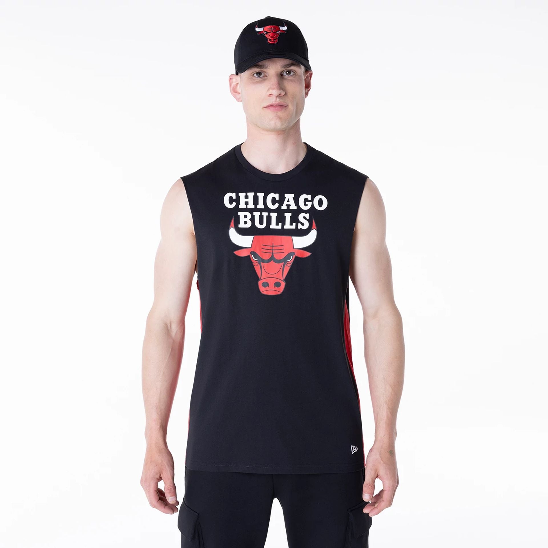 The Male model is wearing Chicago Bulls NBA Panel Black Vest 1