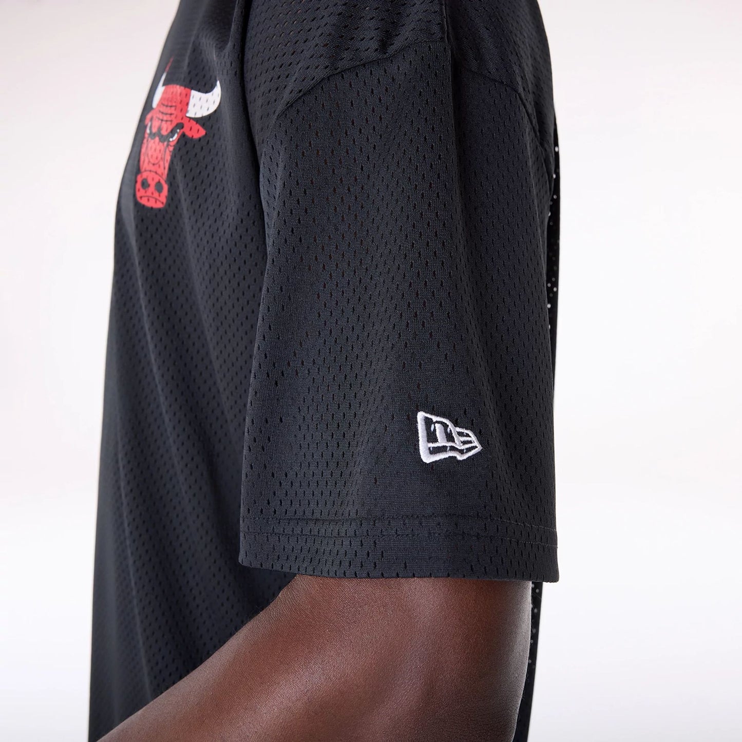 The Male model is wearing Chicago Bulls NBA Graphic Black Mesh T-Shirt 8