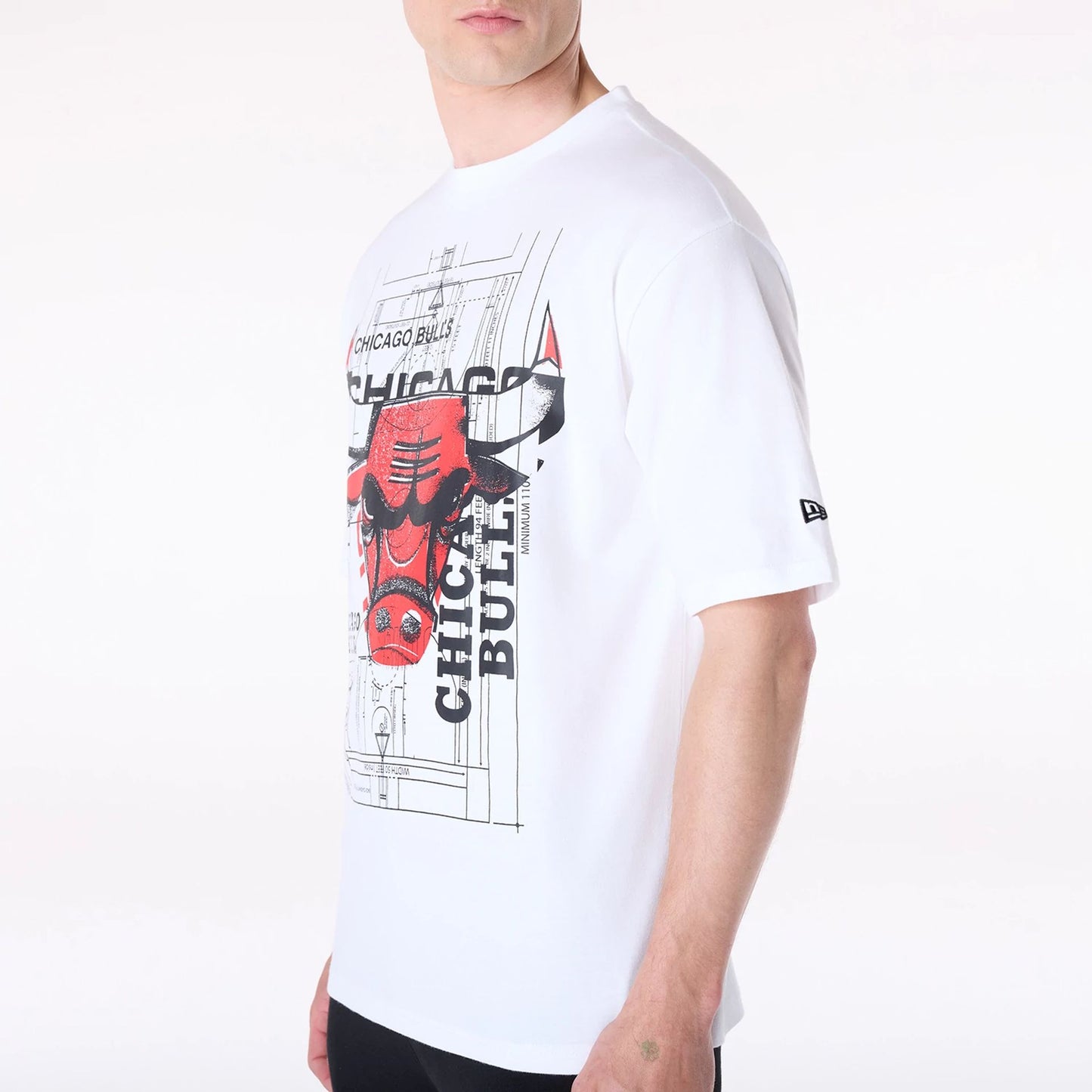 The Male model is wearing Chicago Bulls NBA Graphic White T-Shirt 4