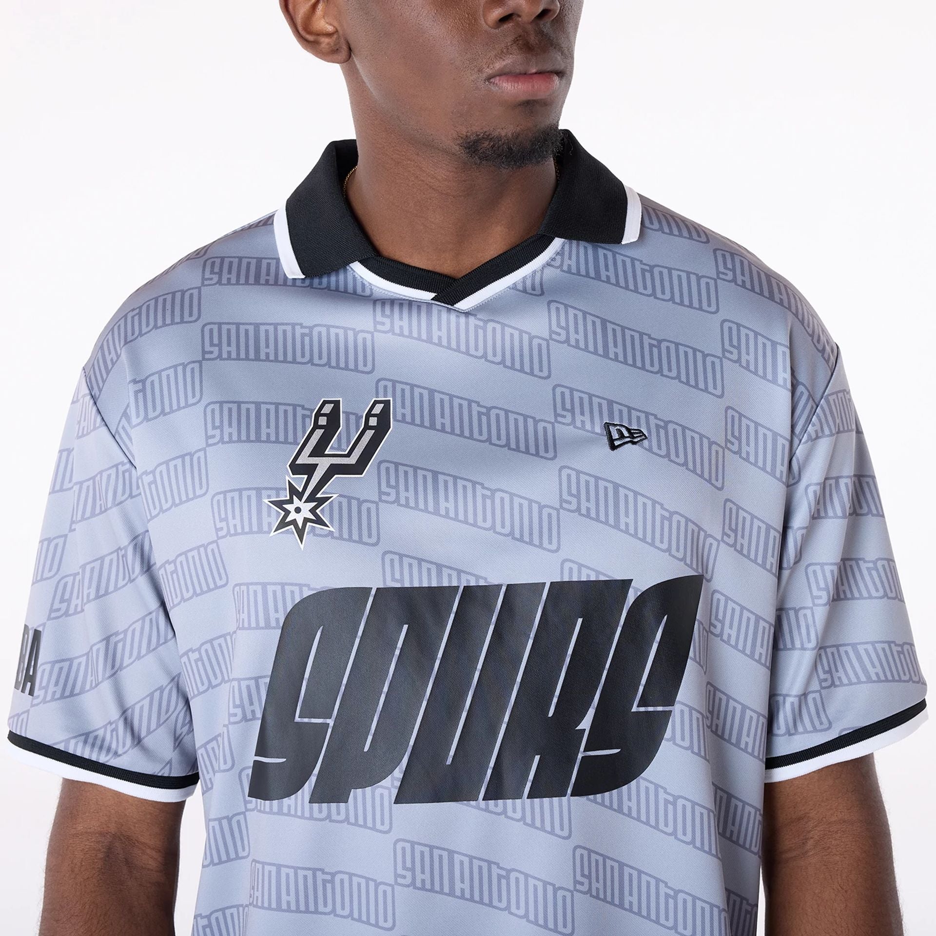 The Male model is wearing San Antonio Spurs NBA Soccer Silver Oversized T-Shirt 4