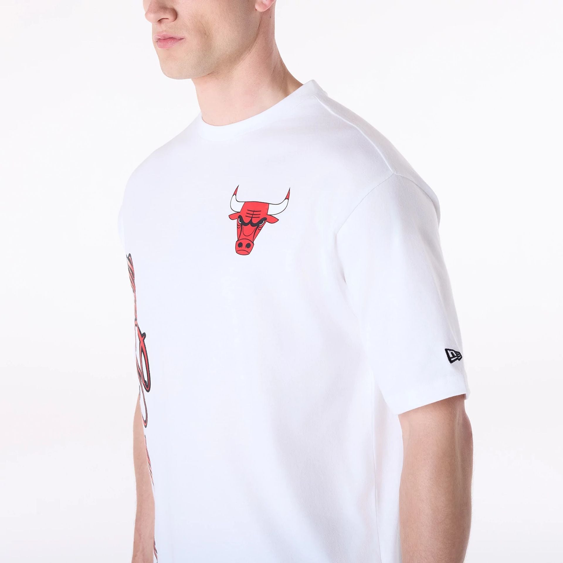 The Male model is wearing Chicago Bulls NBA Font Graphic White T-Shirt 6