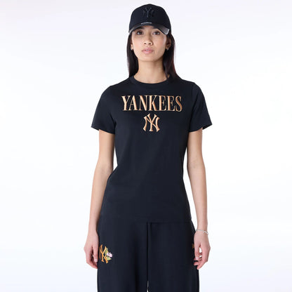 The Female model is wearing New York Yankees Womens MLB Black T-Shirt 1