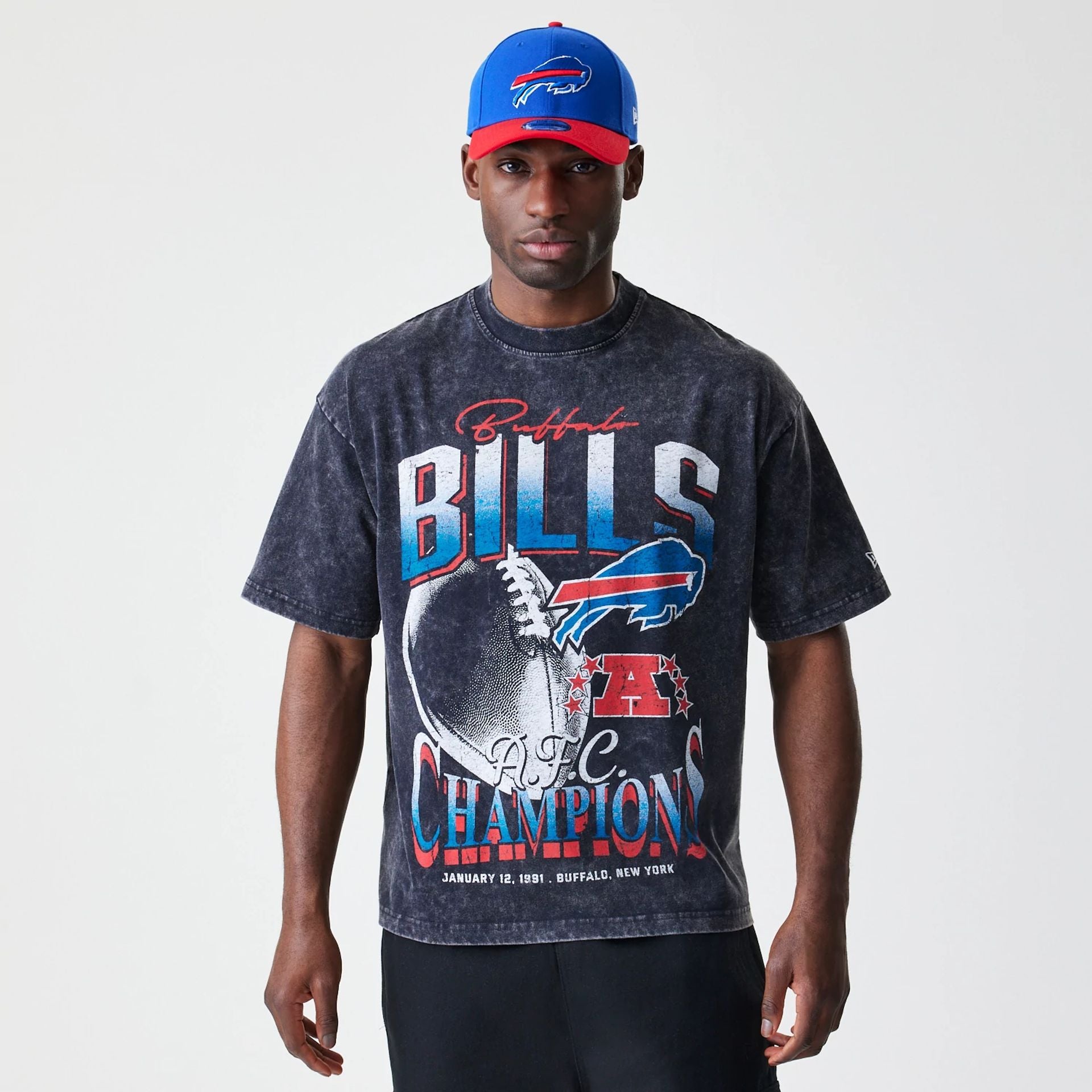 The Male model is wearing Buffalo Bills Sport Classic Black T-Shirt 1