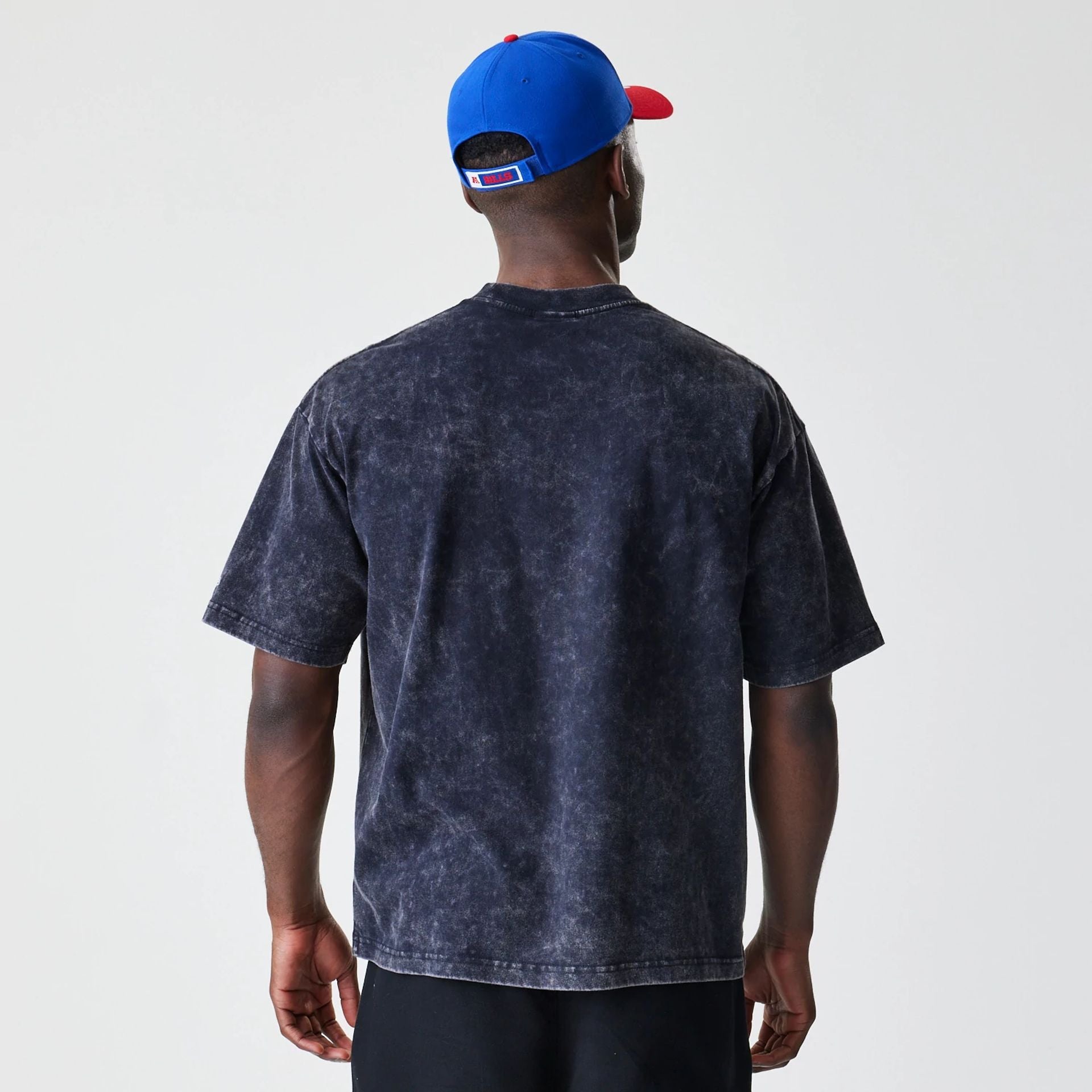 The Male model is wearing Buffalo Bills Sport Classic Black T-Shirt 2