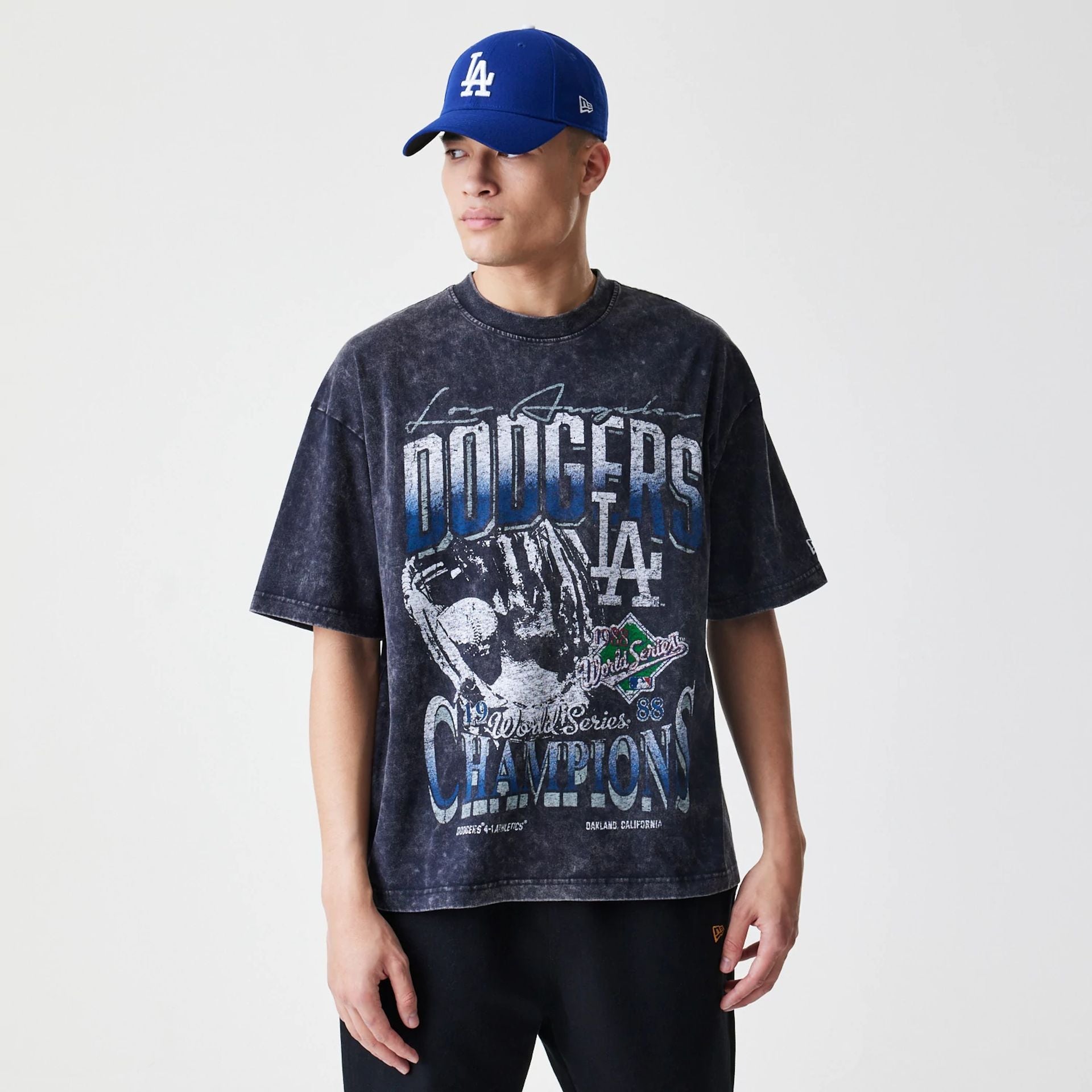 The Male model is wearing LA Dodgers Sport Classic Black T-Shirt 1