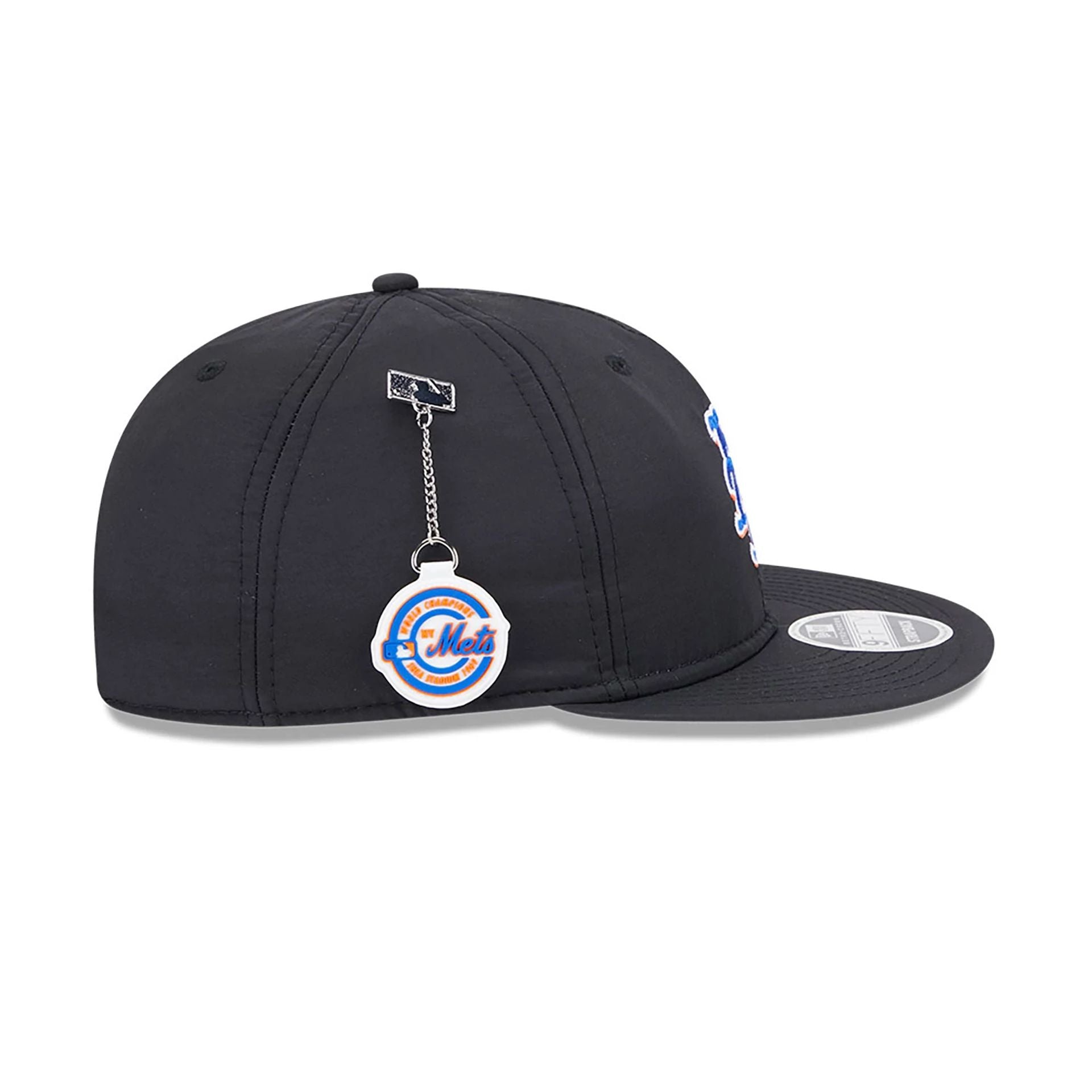 This is a New York Mets Team Colour Black Retro Crown 9FIFTY Clipback Cap 6