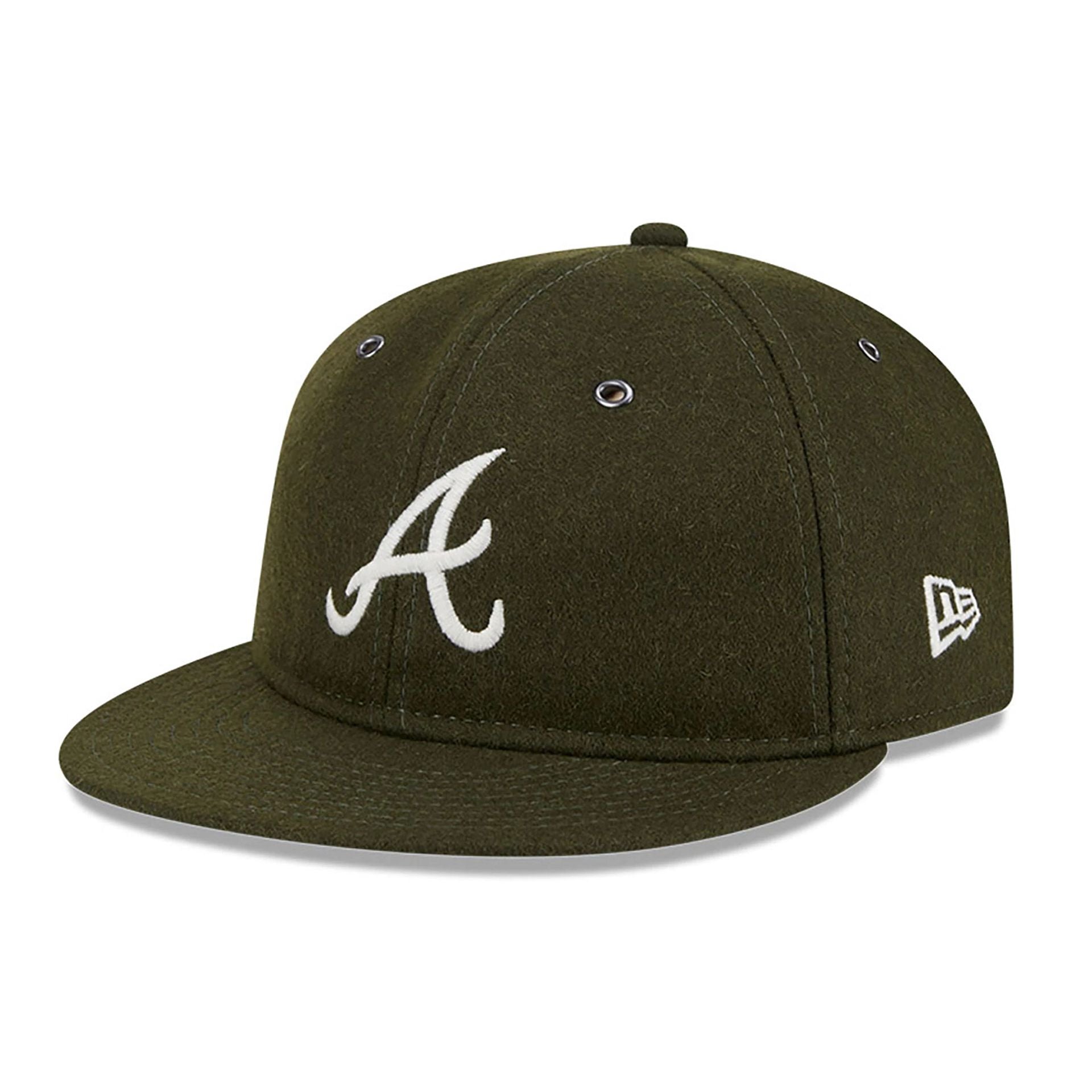 This is a Atlanta Braves Wool Green Retro Crown 59FIFTY Fitted Cap 1