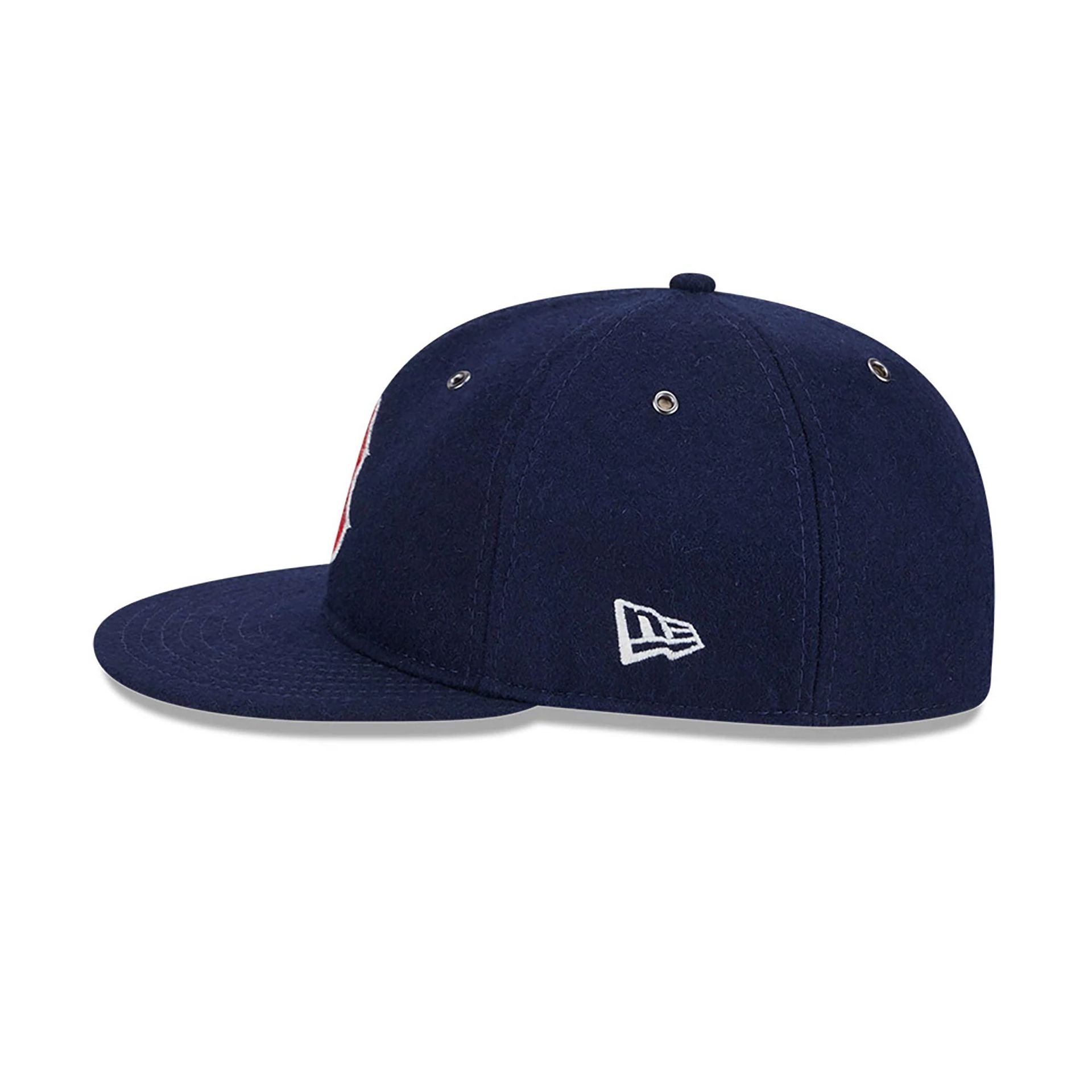 This is a Boston Red Sox Wool Navy Retro Crown 59FIFTY Fitted Cap 7