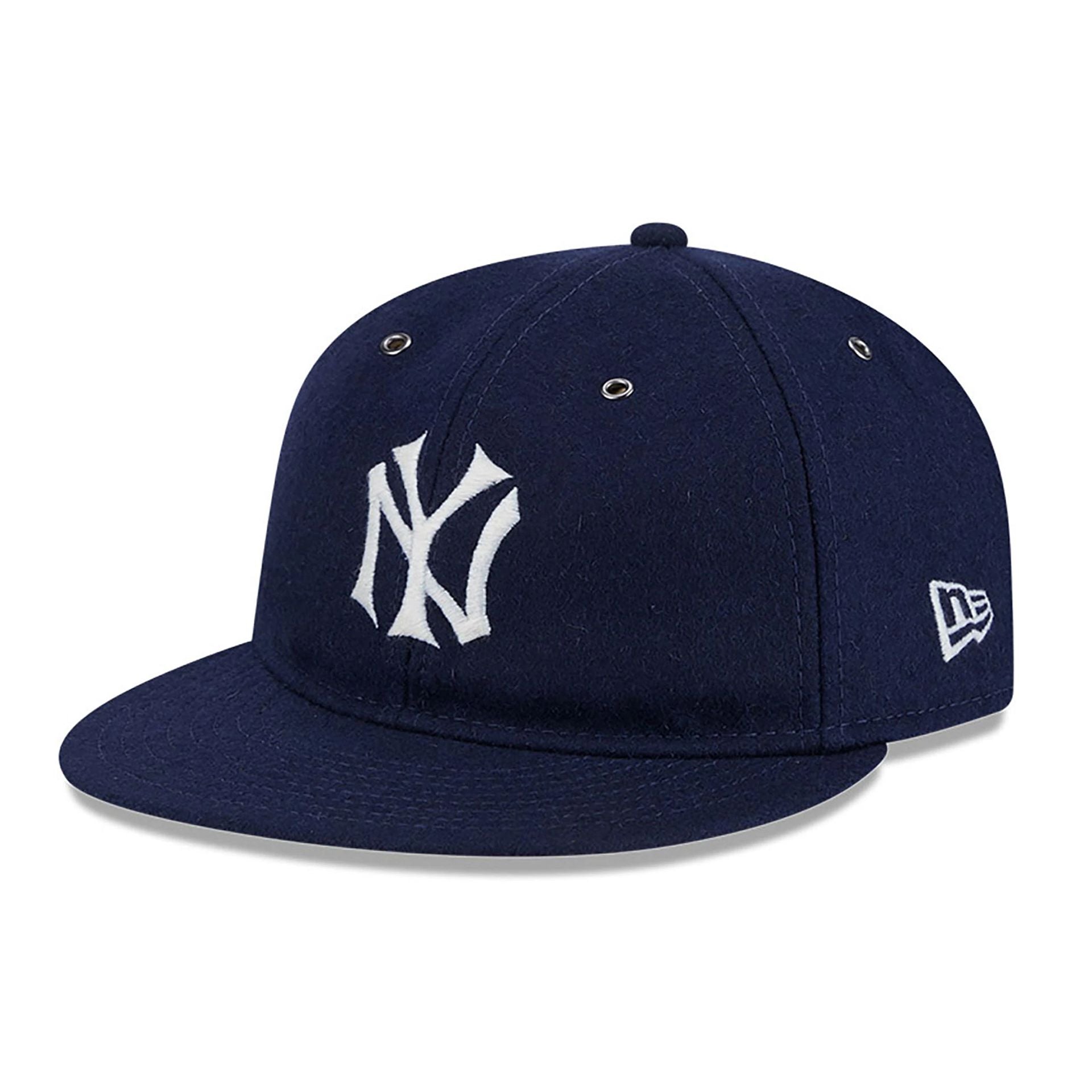 This is a New York Yankees Wool Navy Retro Crown 59FIFTY Fitted Cap 1