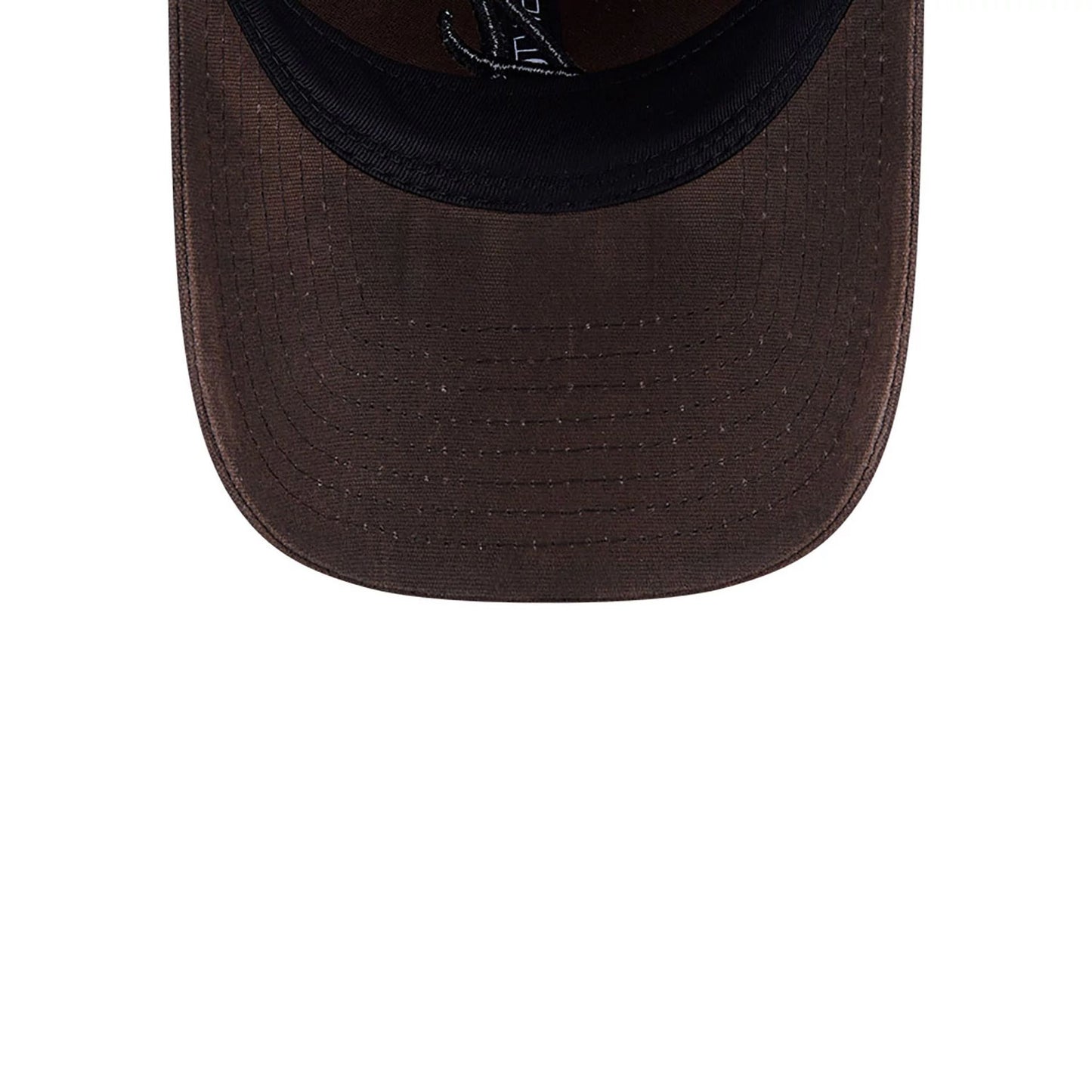 This is a Atlanta Braves Waxed Canvas Dark Brown 9TWENTY Adjustable Cap 4