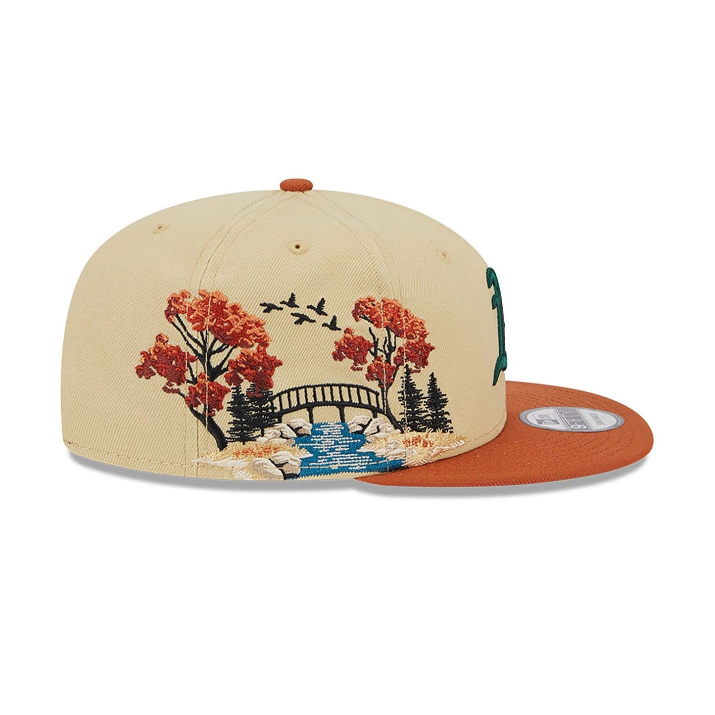 This is a Oakland Athletics Fall Landscape Light Beige 9FIFTY Snapback Cap 6