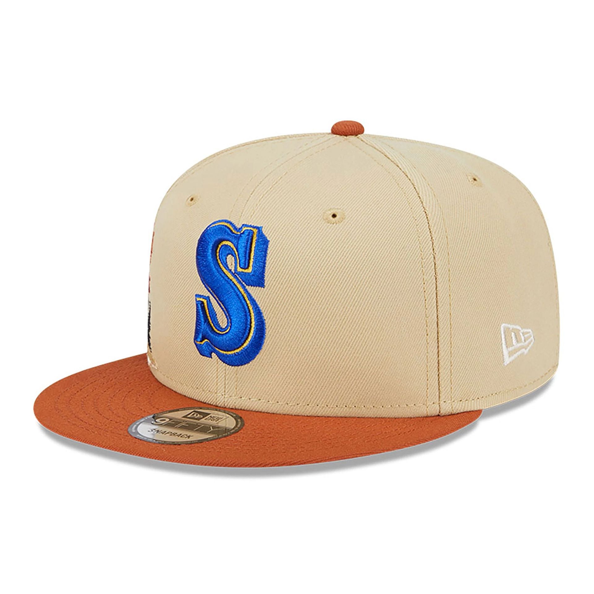 This is a Seattle Mariners Fall Landscape Light Beige 9FIFTY Snapback Cap 4