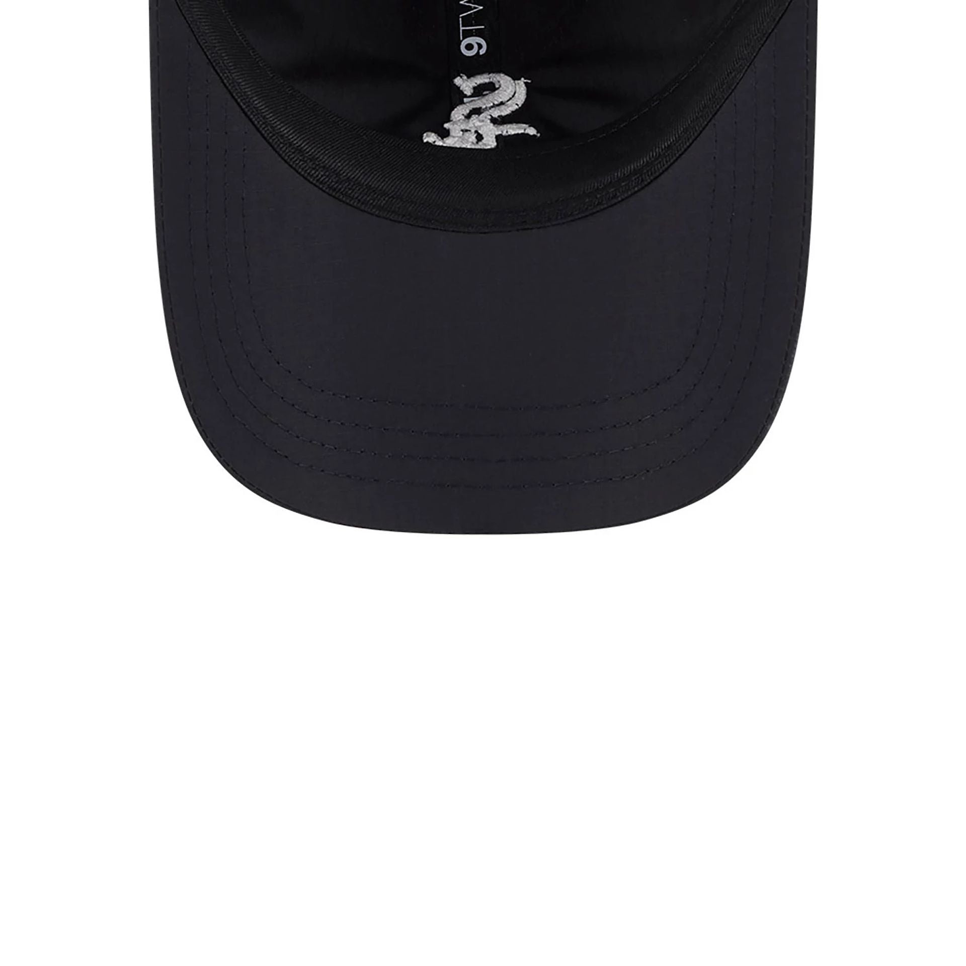 This is a Chicago White Sox Reflective Ripstop Black 9TWENTY Adjustable Cap 4