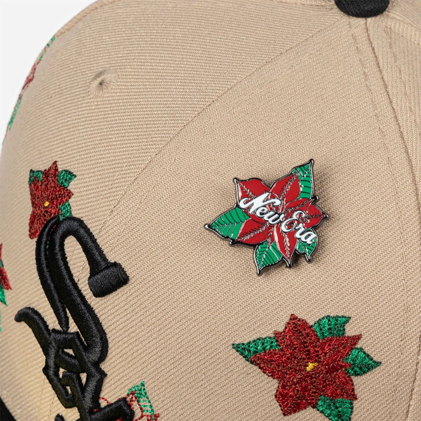 This is a Chicago White Sox Christmas Poinsettia Light Beige 59FIFTY Fitted Cap 3