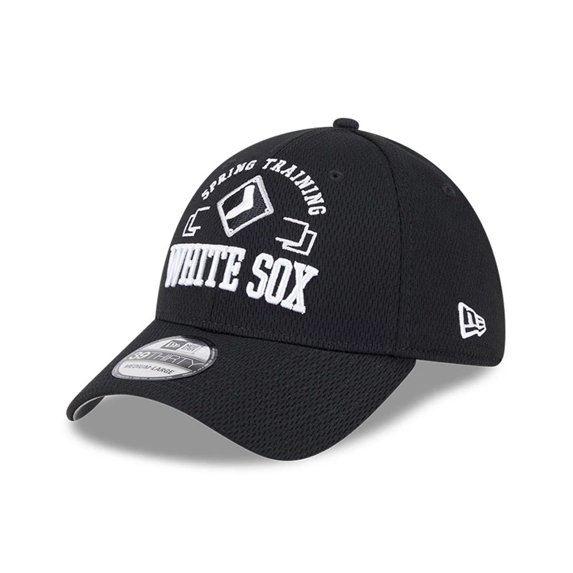 This is a Chicago White Sox Spring Training Fan Pack 2025 Black 39THIRTY Stretch Fit Cap 1