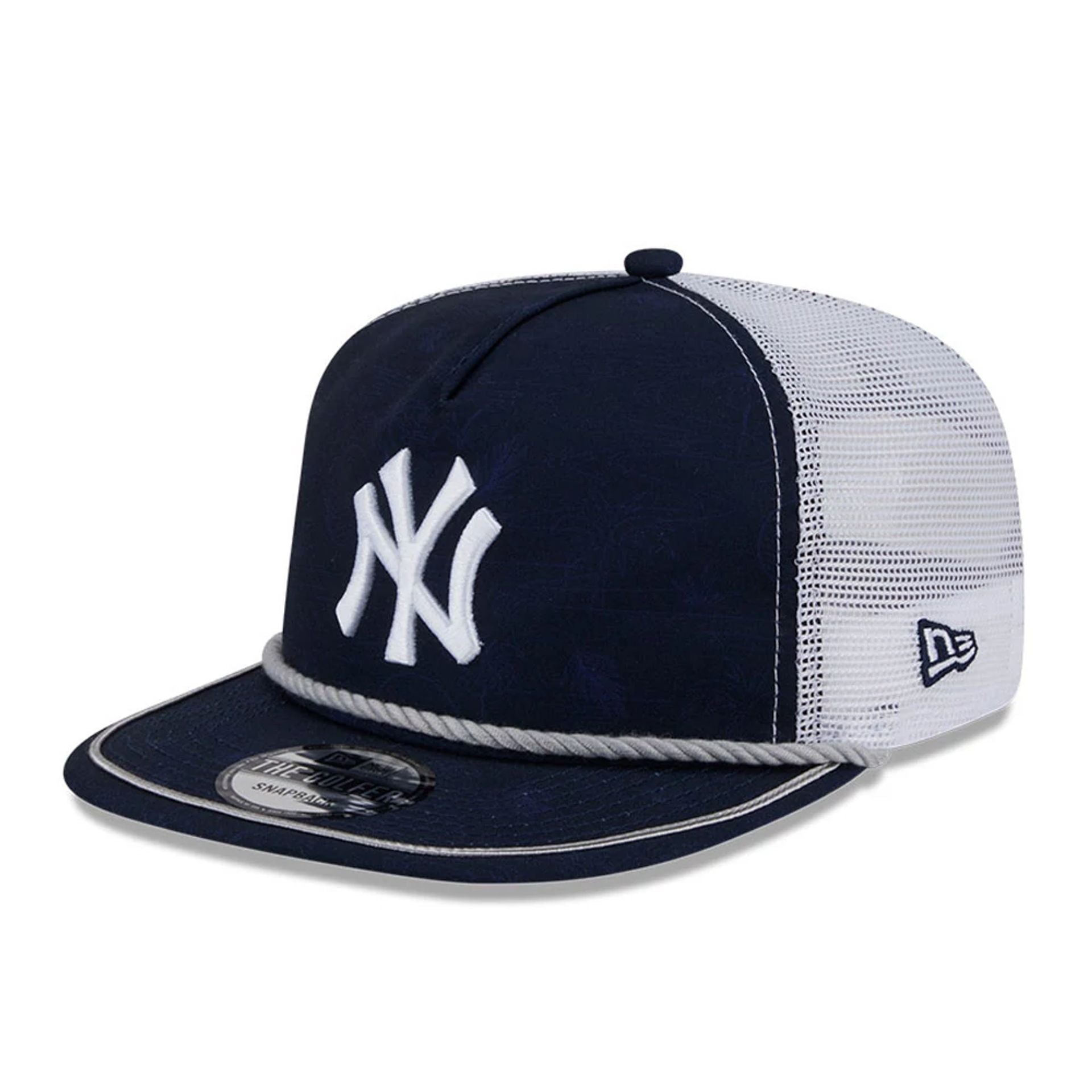 This is a New York Yankees Spring Training Fan Pack 2025 Navy Golfer Adjustable Cap 1