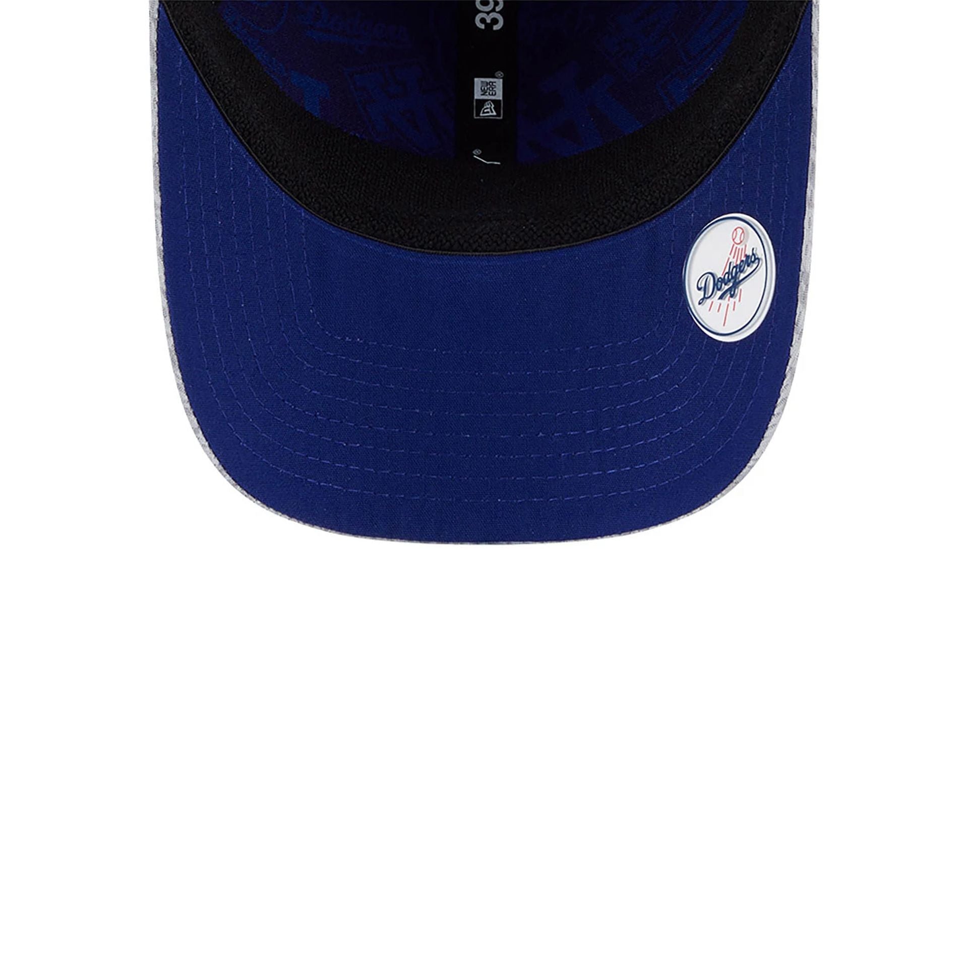 This is a LA Dodgers Club House Grey 39THIRTY Stretch Fit Cap 2