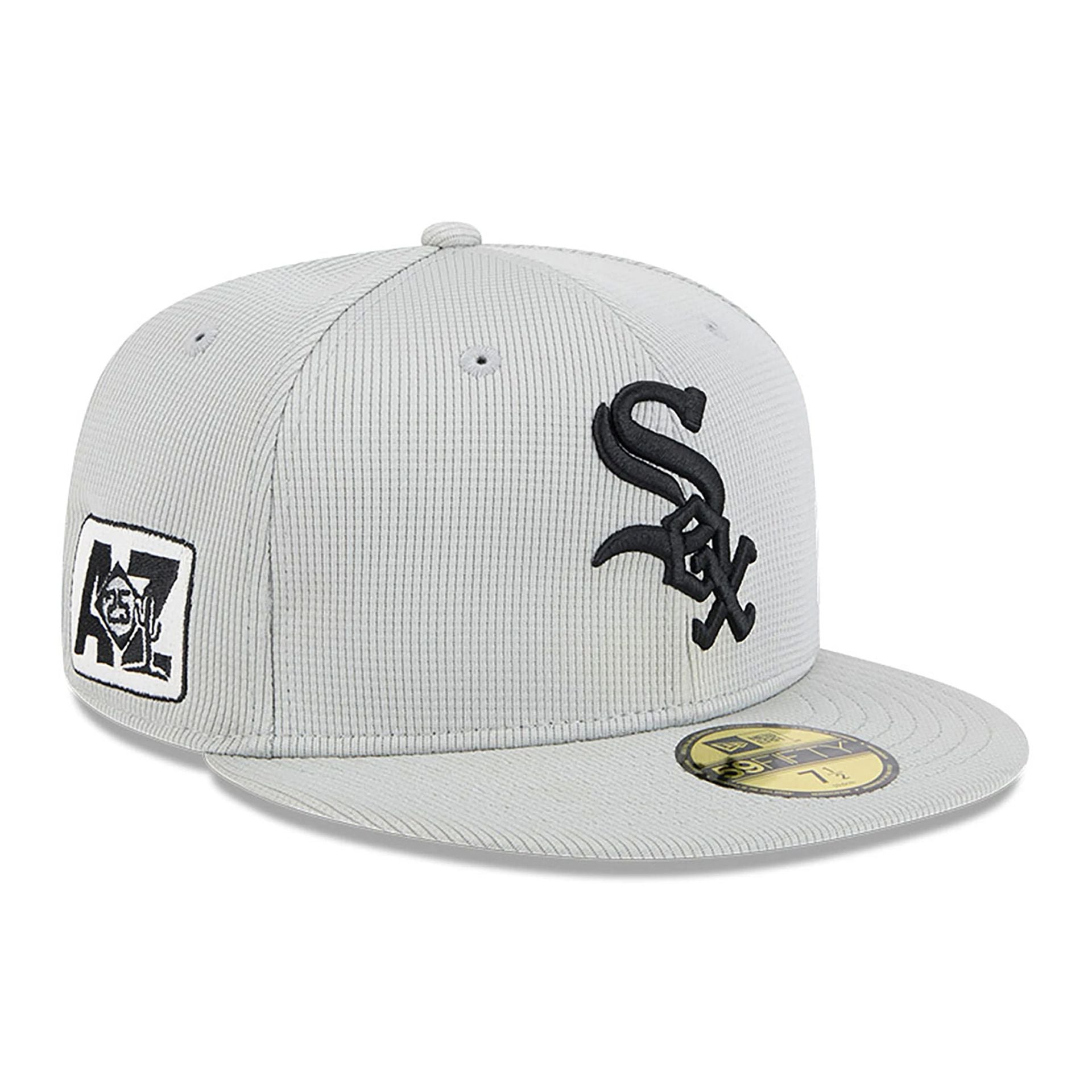 This is a Chicago White Sox Spring Training 2025 Light Grey 59FIFTY Fitted Cap 1