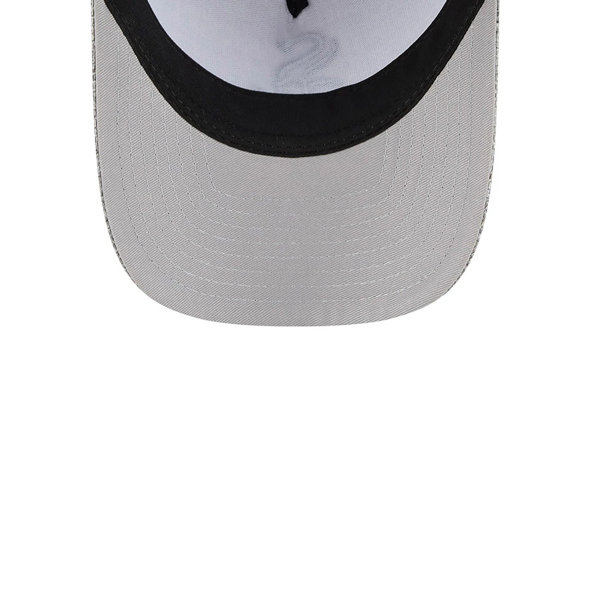 This is a Chicago White Sox Cotton Weave Grey 9FORTY M-Crown A-Frame Adjustable Cap 2